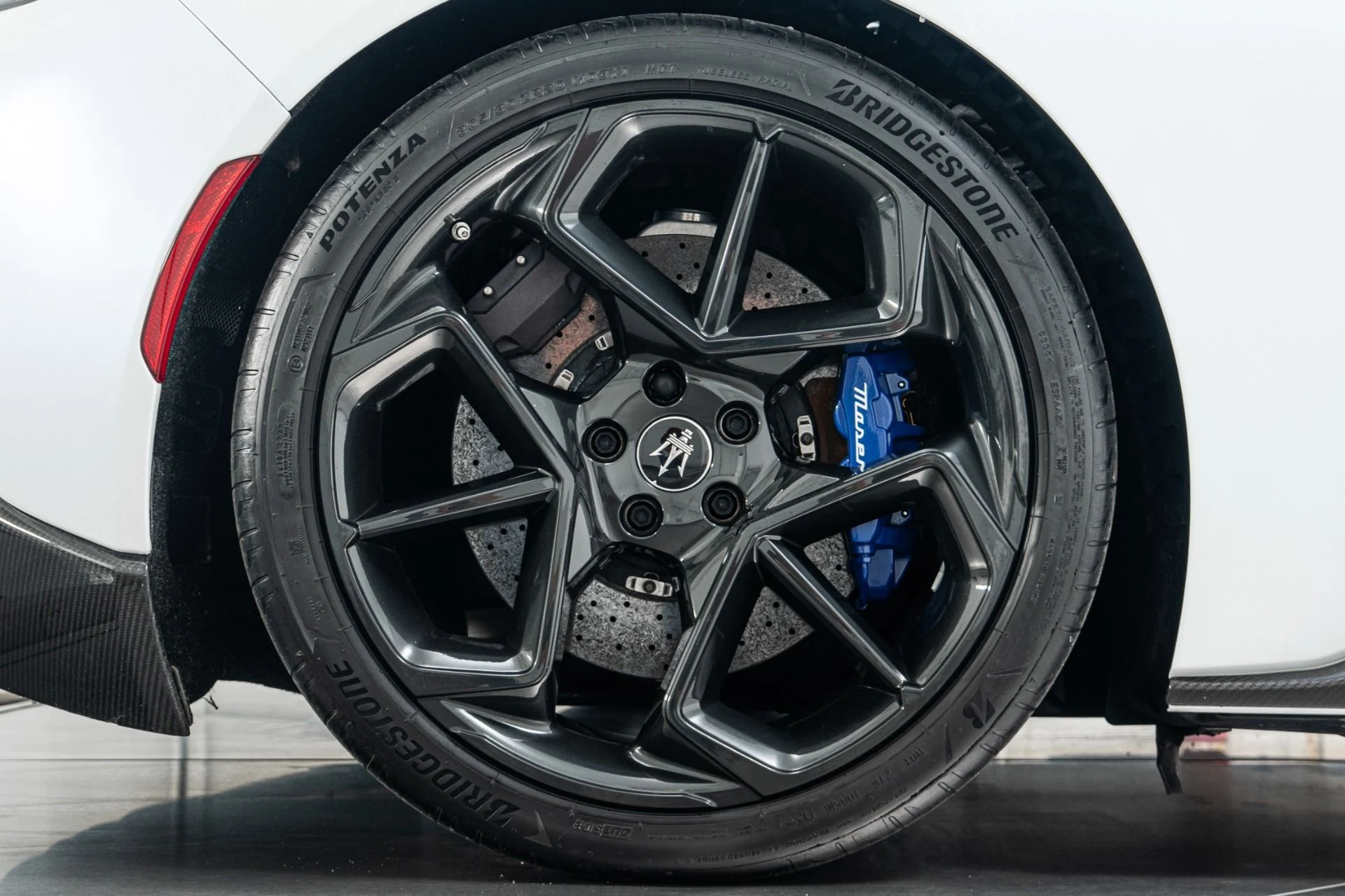 mph043_3859568600_Used_2022_Maserati_MC_20_1779288134_31a67c47cb