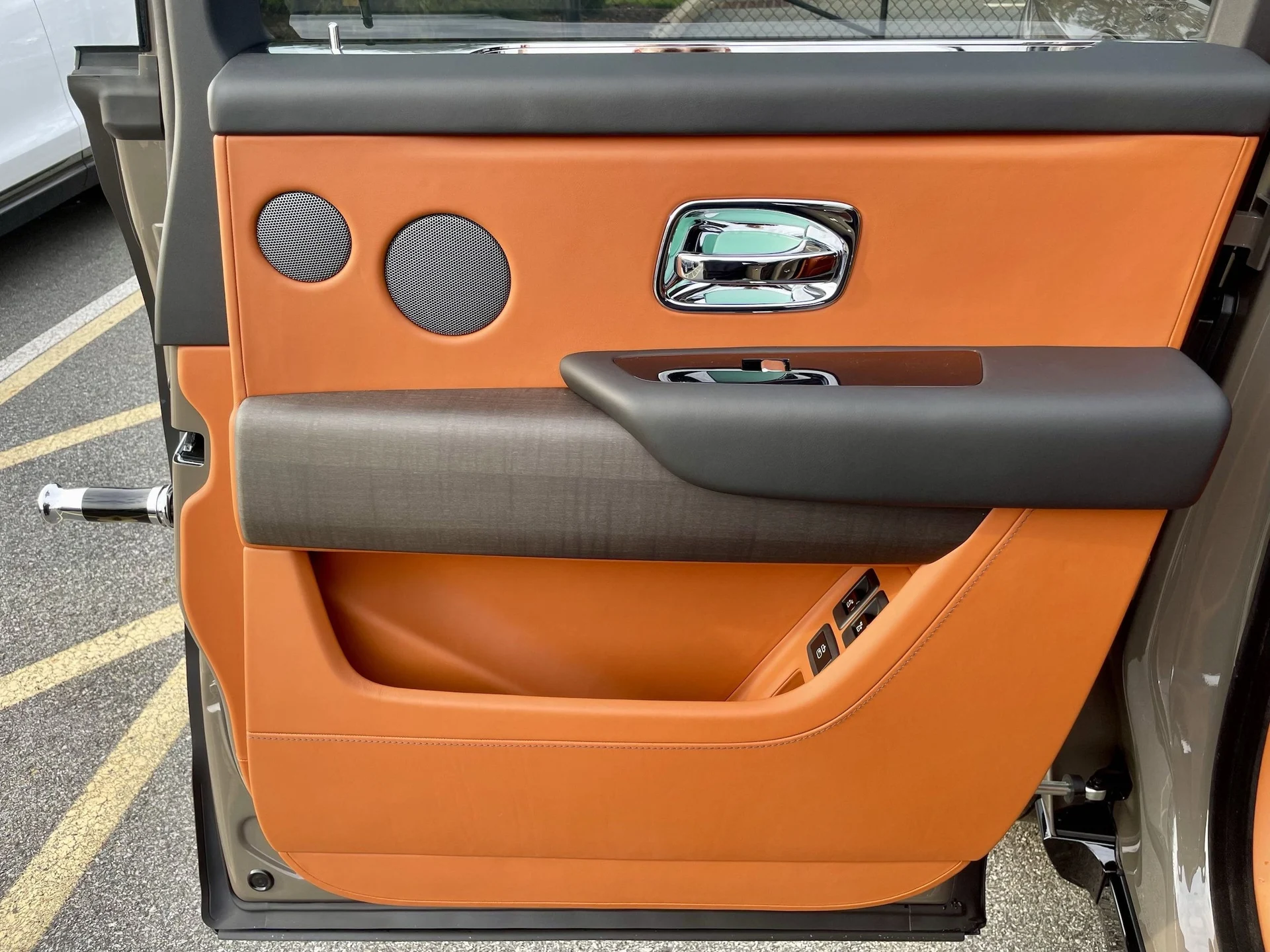 mph043_3861662534_6b5ac815945eea3bb562b108ec09d5d4x_267355e7de