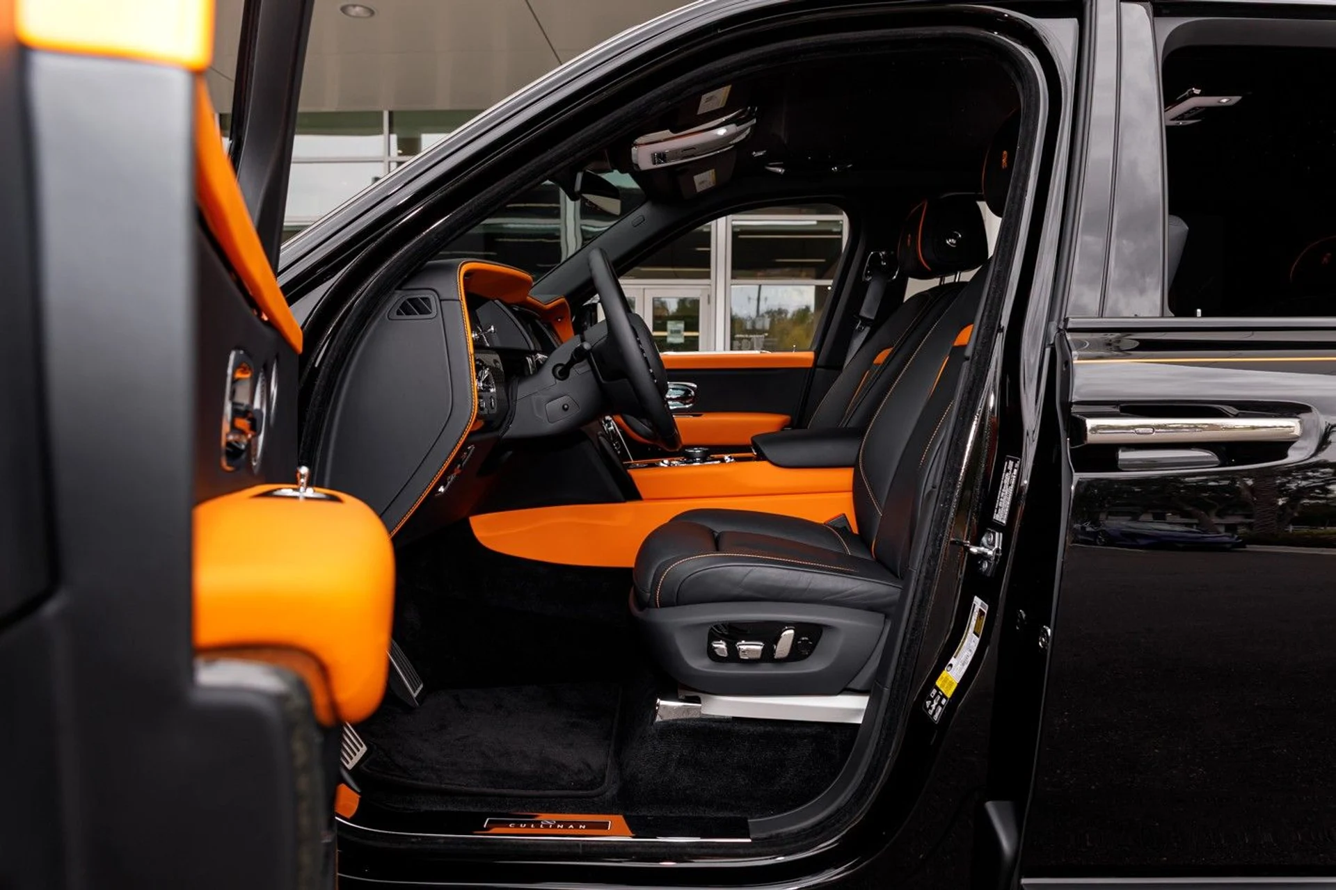 mph043_3863105815_649_p44_l_7815343a77