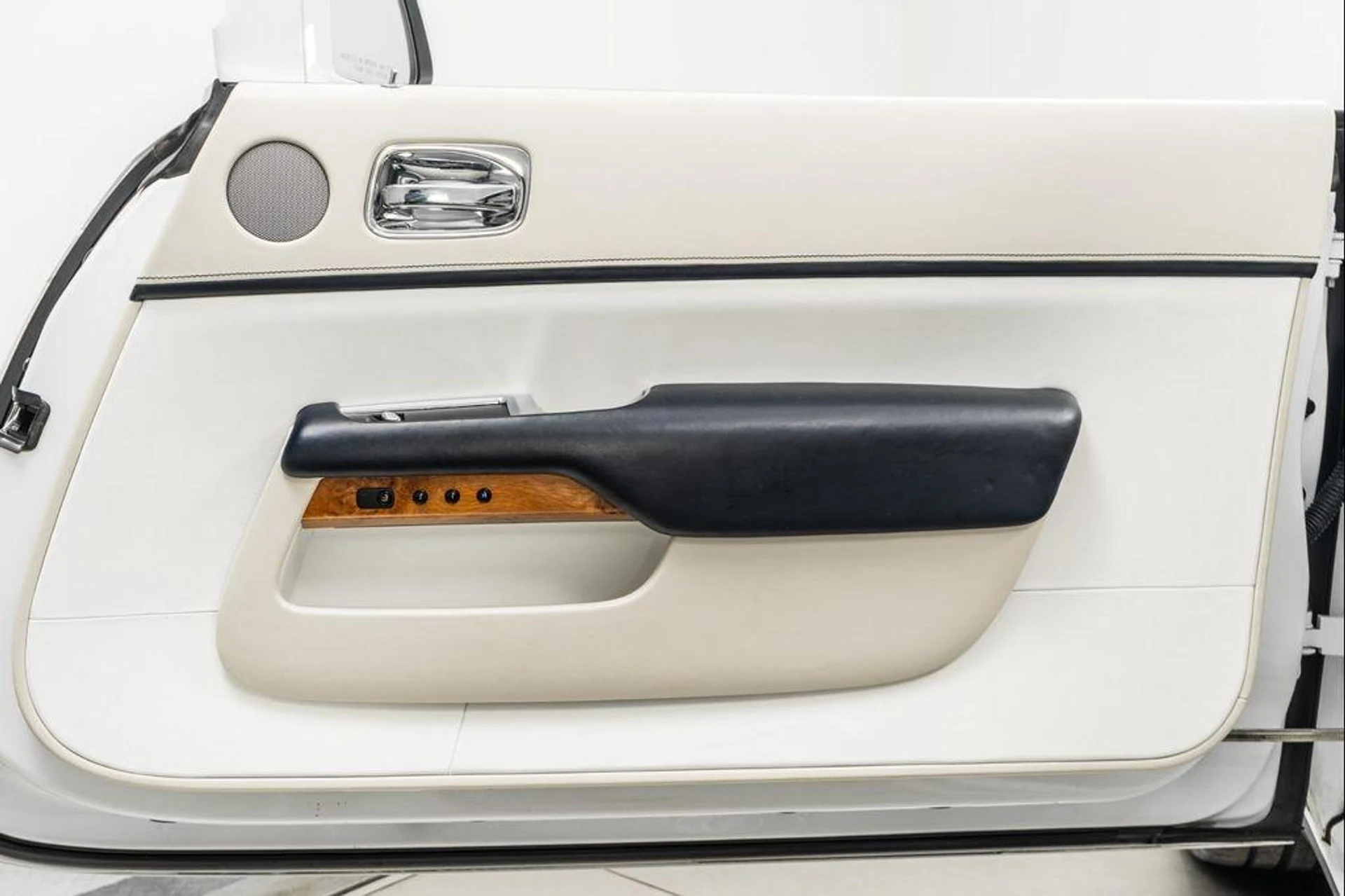 mph043_3882923613_e_X4_W_39zyrgr_GR_24_Wv_U_Nh4_R_Fz_FA_ed11b5e039