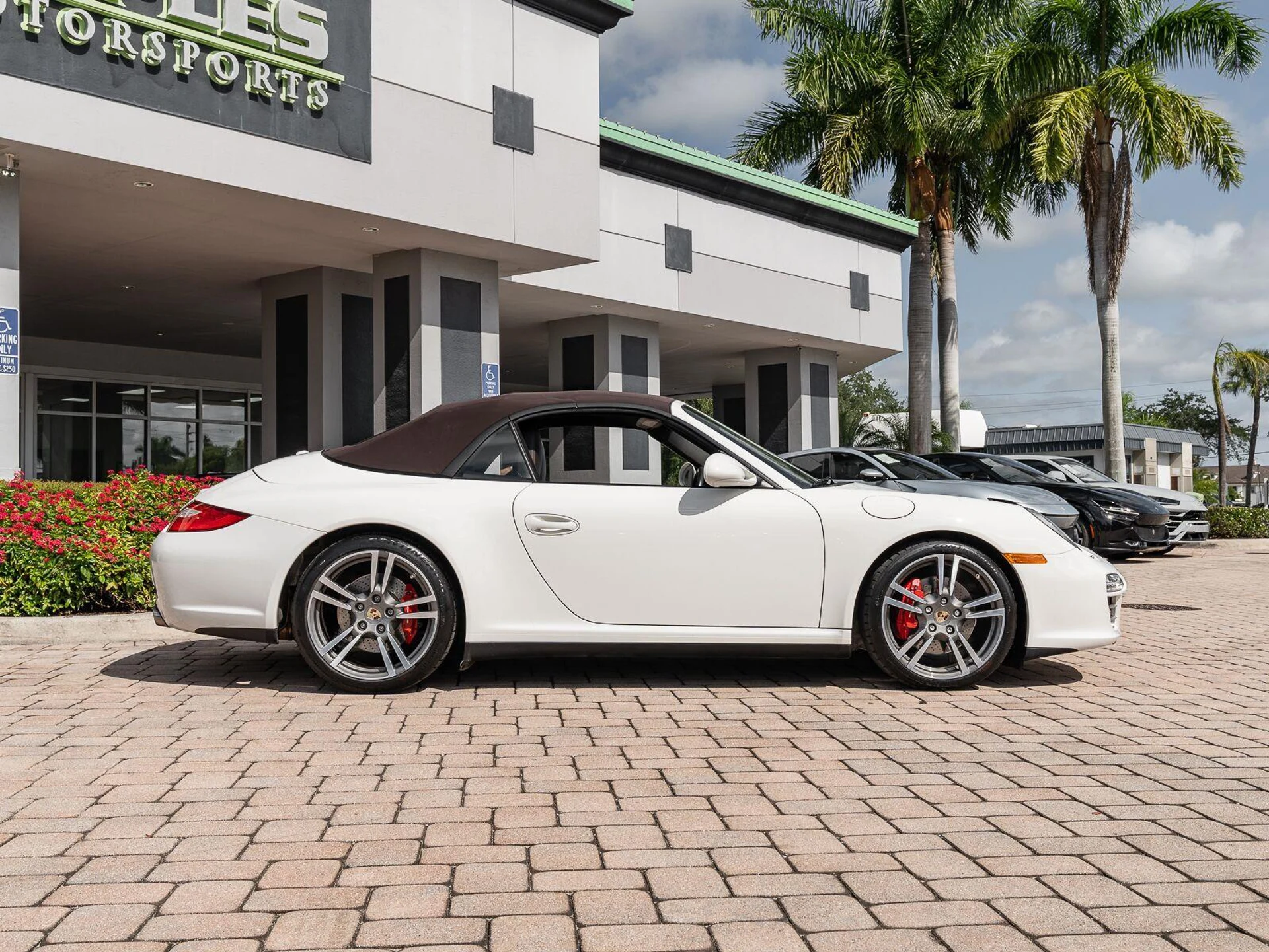 mph043_388381933_Used_2011_Porsche_911_Carrera_4_S_1787083411_1428a069da