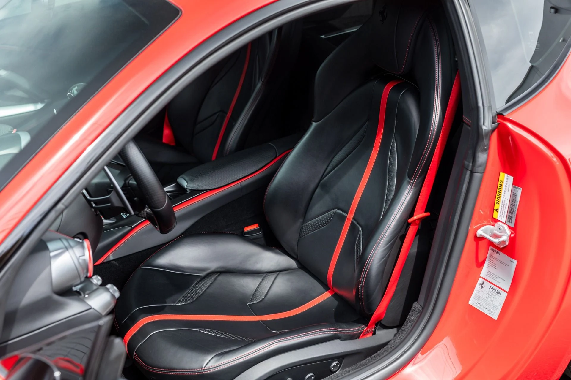 mph043_3891123783_Used_2019_Ferrari_812_Superfast_1744740808_a6c1953a4a