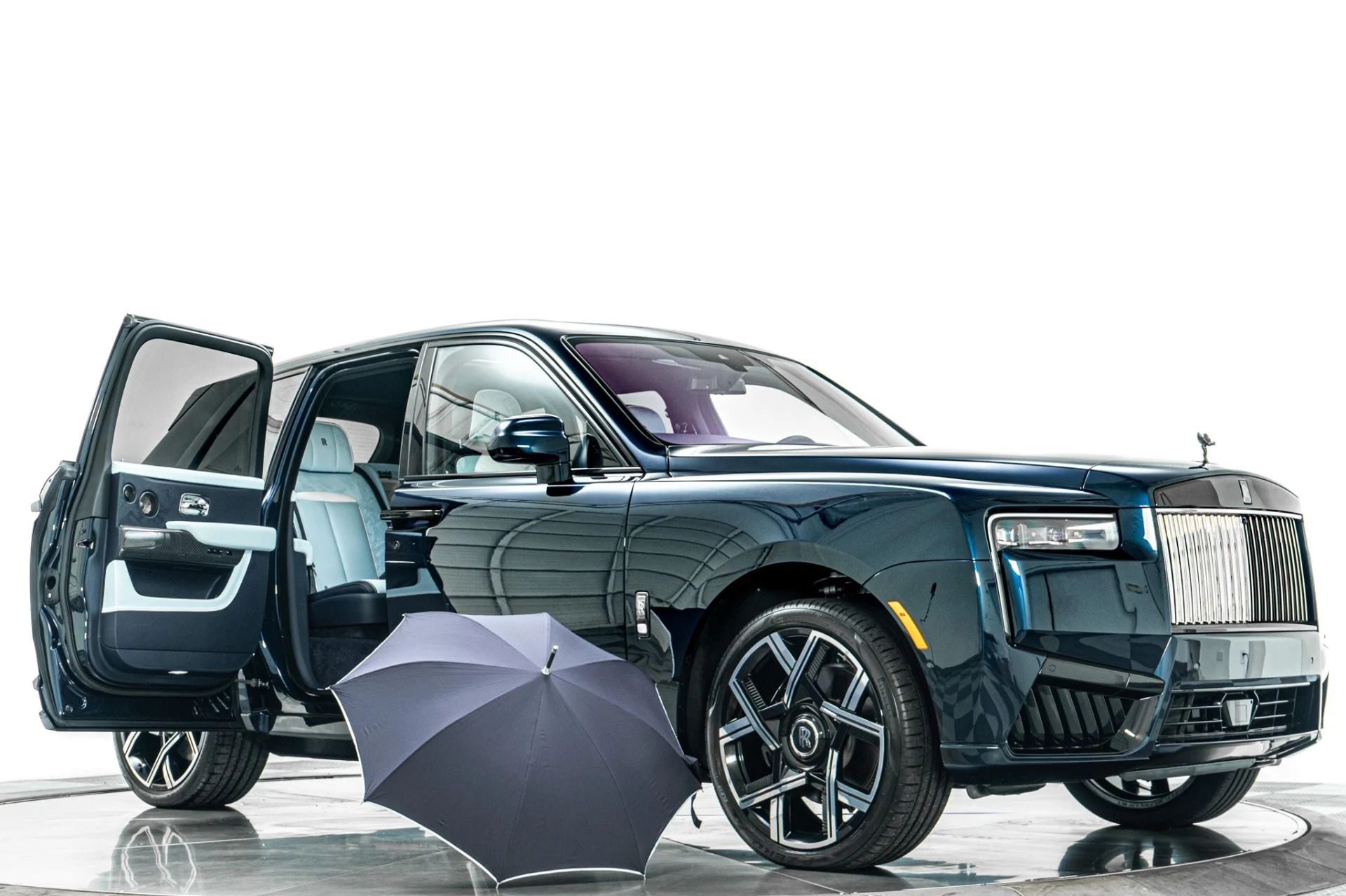mph043_3896412710_Used_2025_Rolls_Royce_Cullinan_Black_Badge_345_Miles_611_K_MSRP_Gorgeous_Interior_1783451197_e5d19b47df