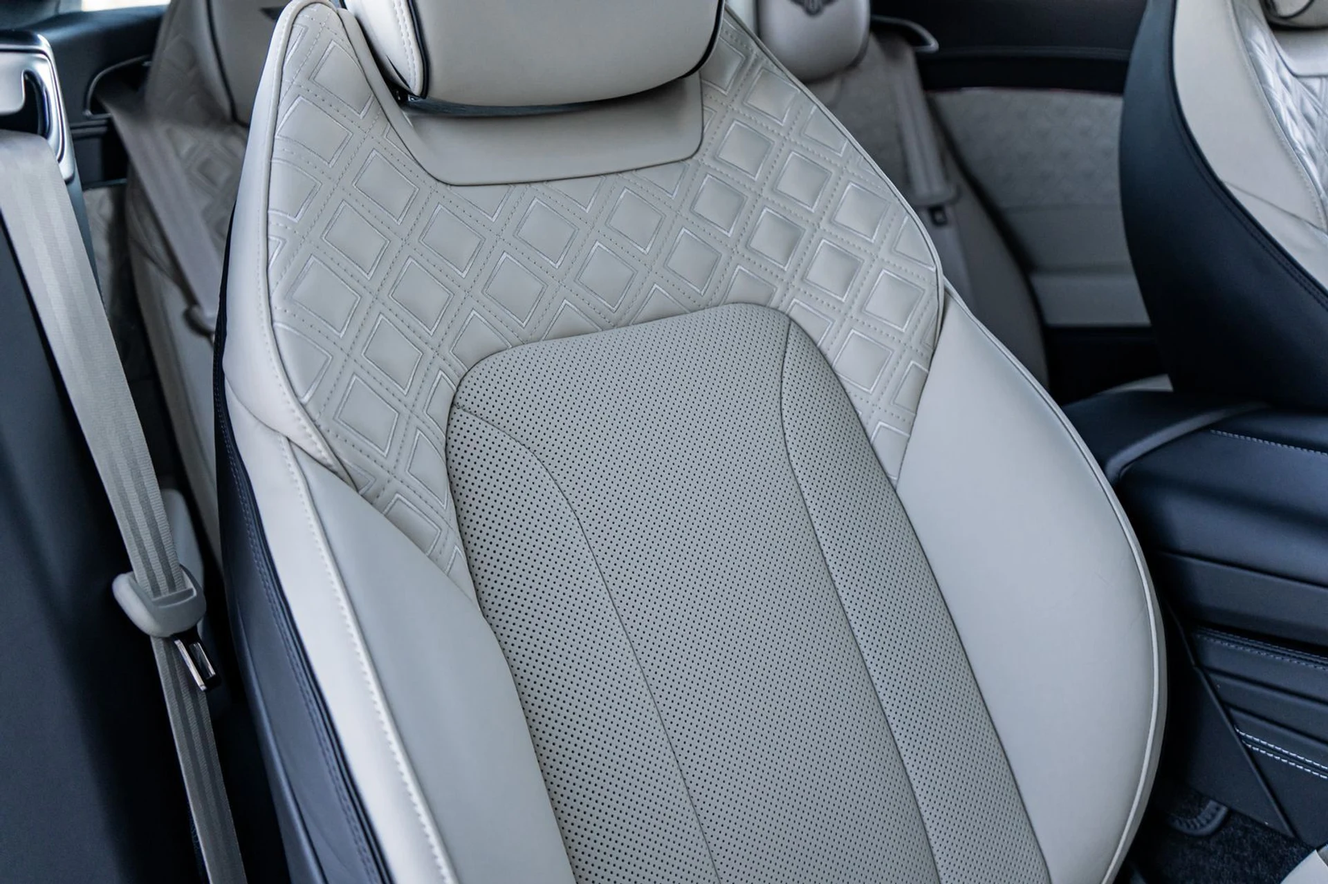 mph043_3929416361_994a6096_ae56_4541_9994_988822655fff_9352794f59