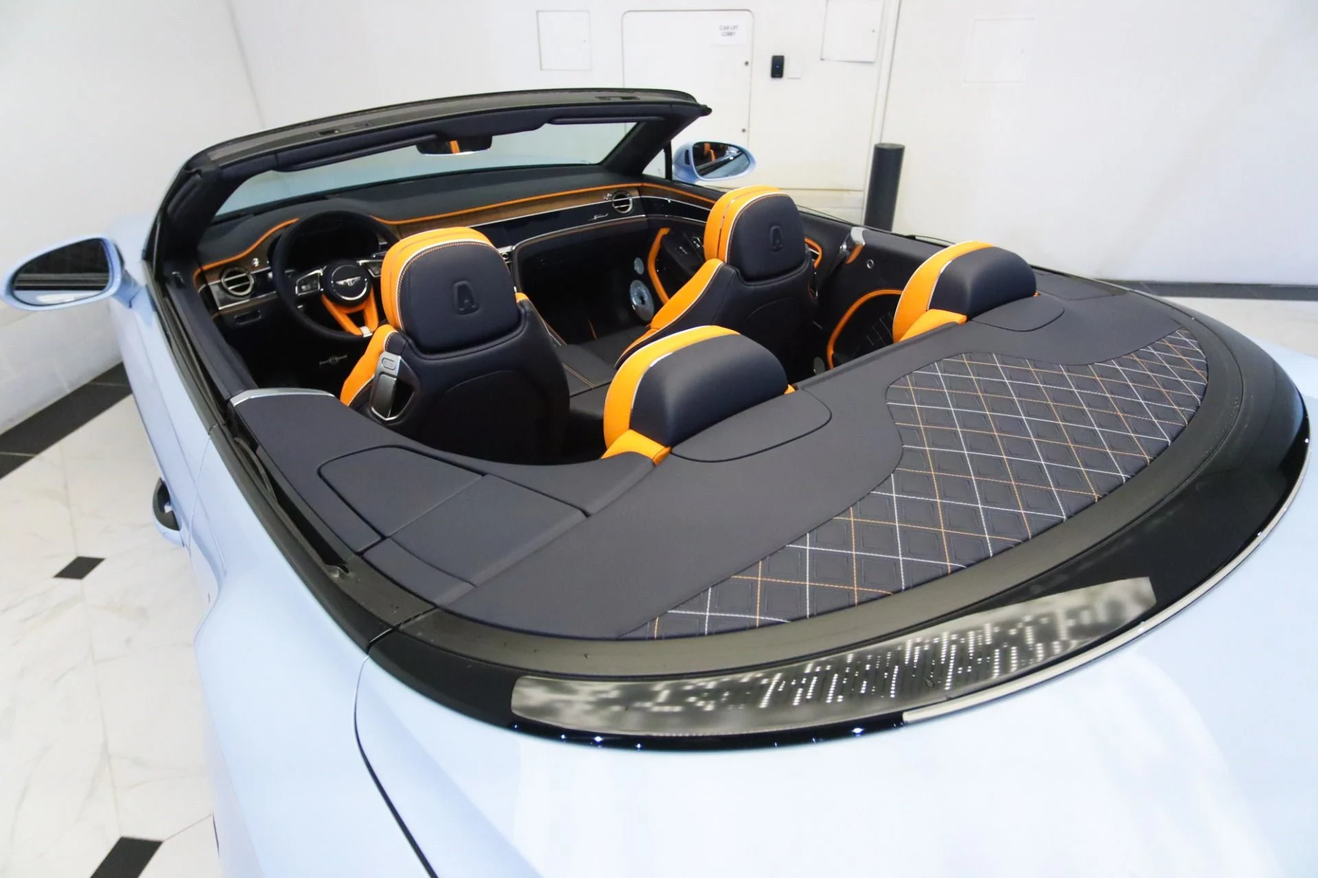 mph043_3939996371_Used_2024_Bentley_Continental_GTC_Speed_1744370072_858adc3b73