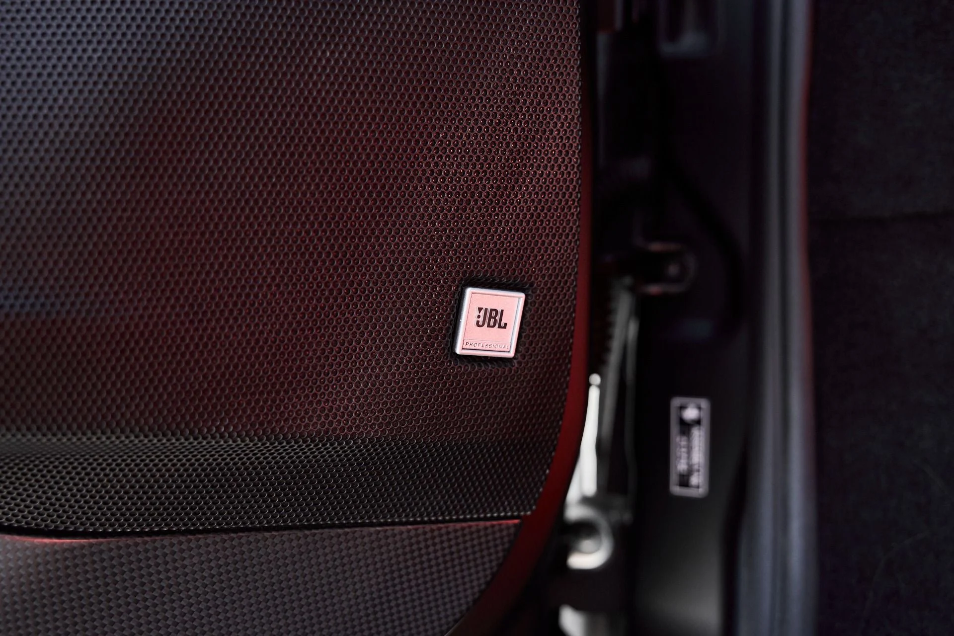 mph043_3954597330_Used_2023_Ferrari_SF_90_Stradale_Base_1772922945_15de550b99