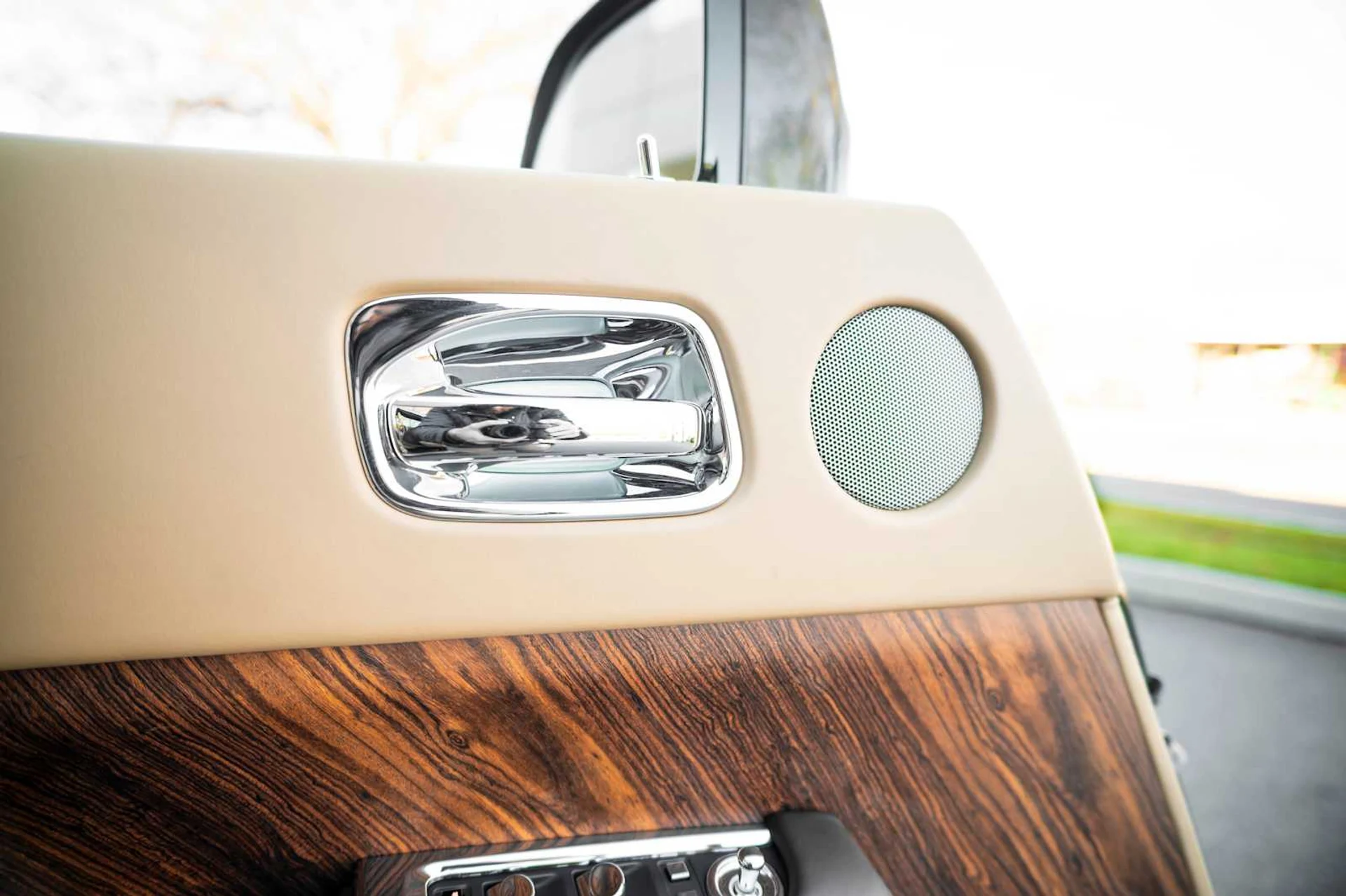 mph043_3955983099_5a805cd2cb8ff103e2b6d30ceb41b8abx_e704803695