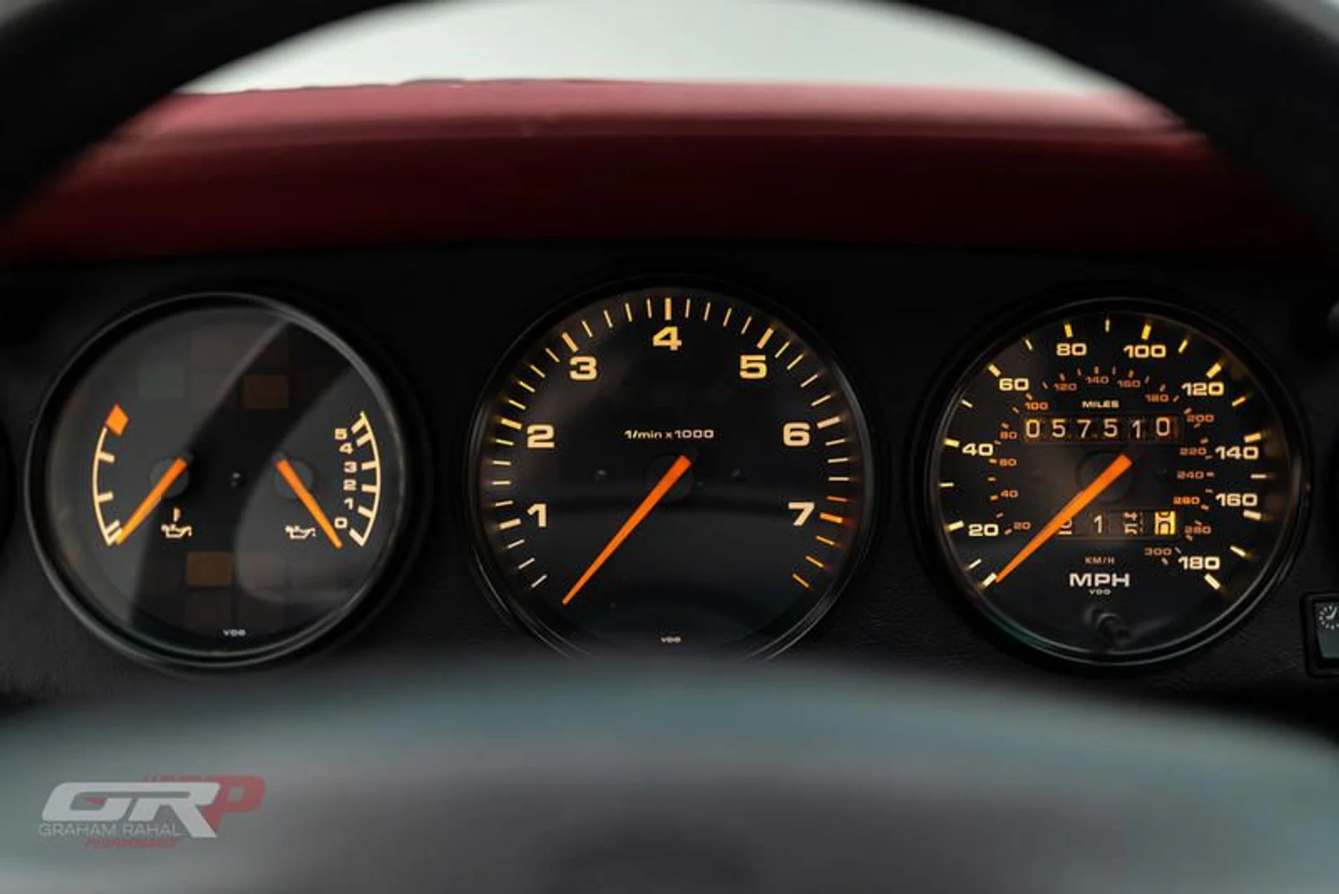 mph043_3958574666_E3_F22984_311_A_4_FA_4_901_A_60_F32448_B40_A_d4ce3c4306