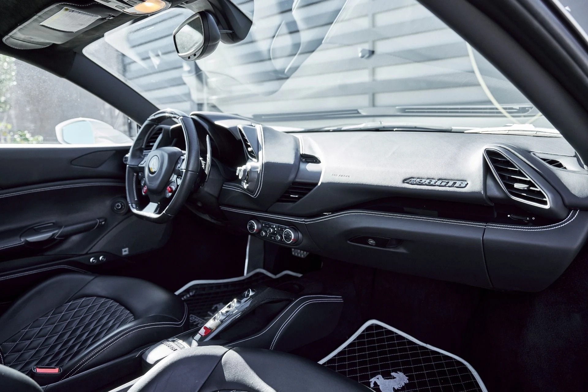 mph043_3967513238_Used_2017_Ferrari_488_GTB_1768271192_86606a4577