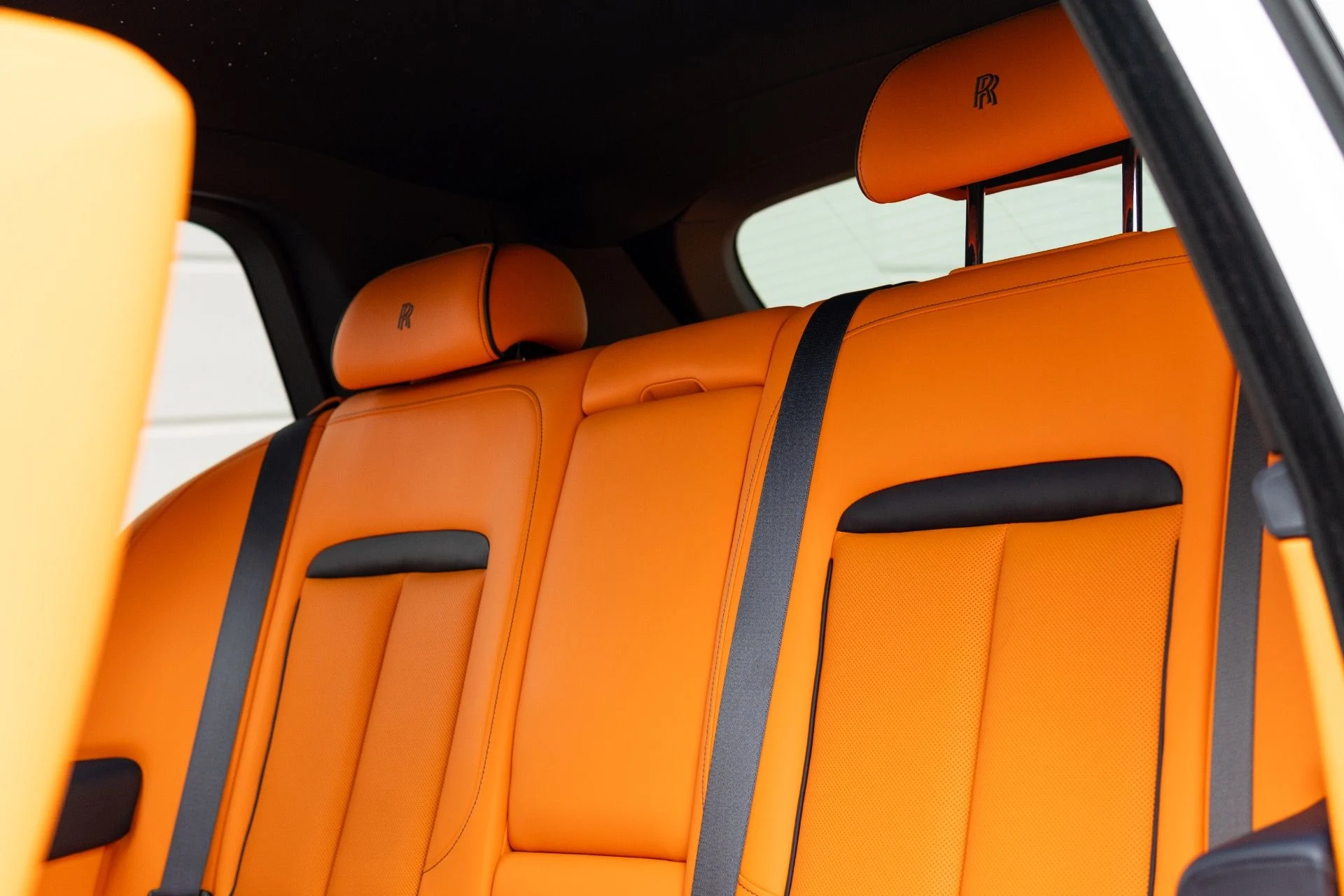 mph043_3971504092_Used_2023_Rolls_Royce_Cullinan_1766776442_967a43065c