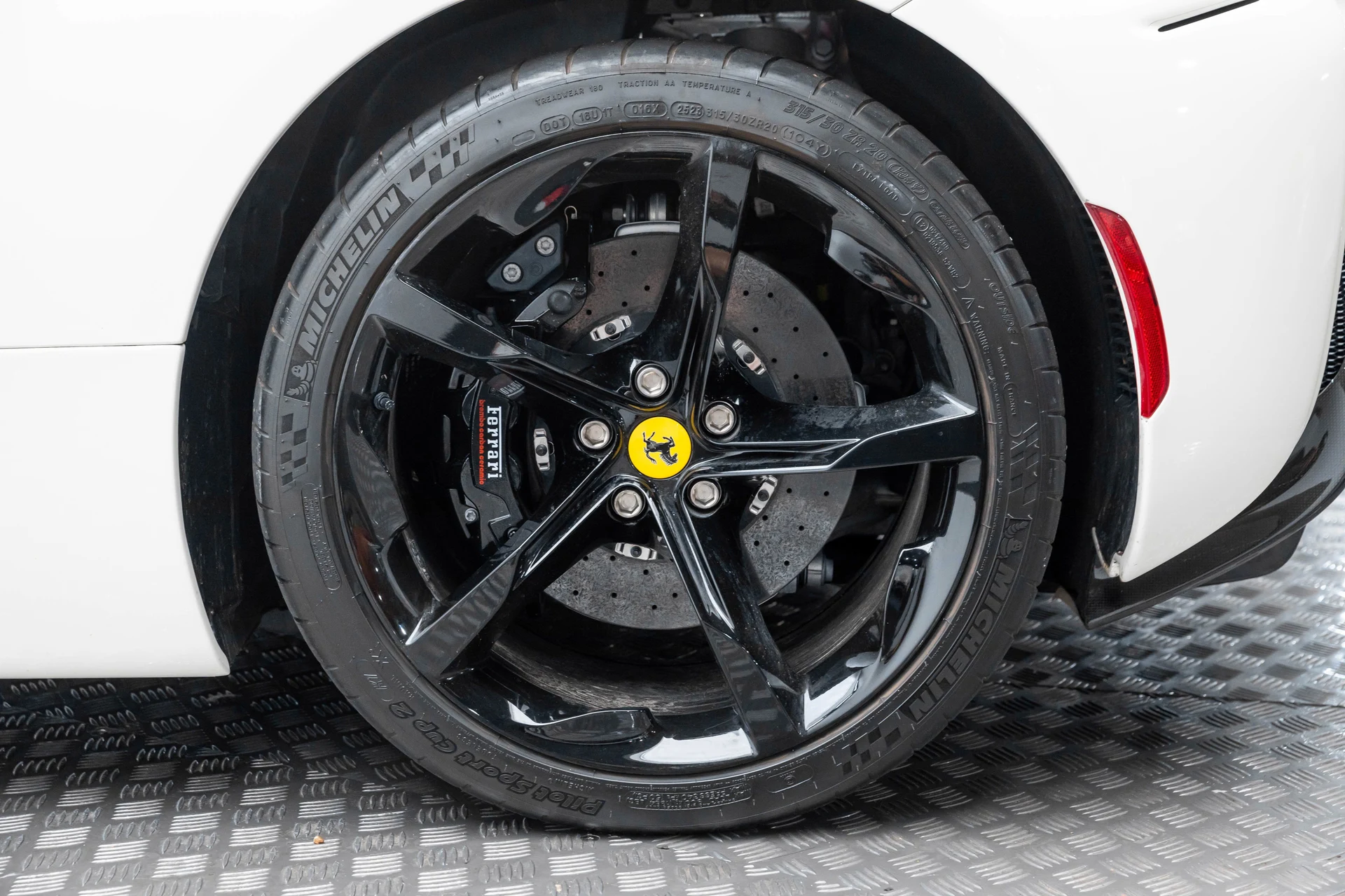 mph043_398253707_091d2e88d62349088a880f4576cf6f74_5f5d28e579