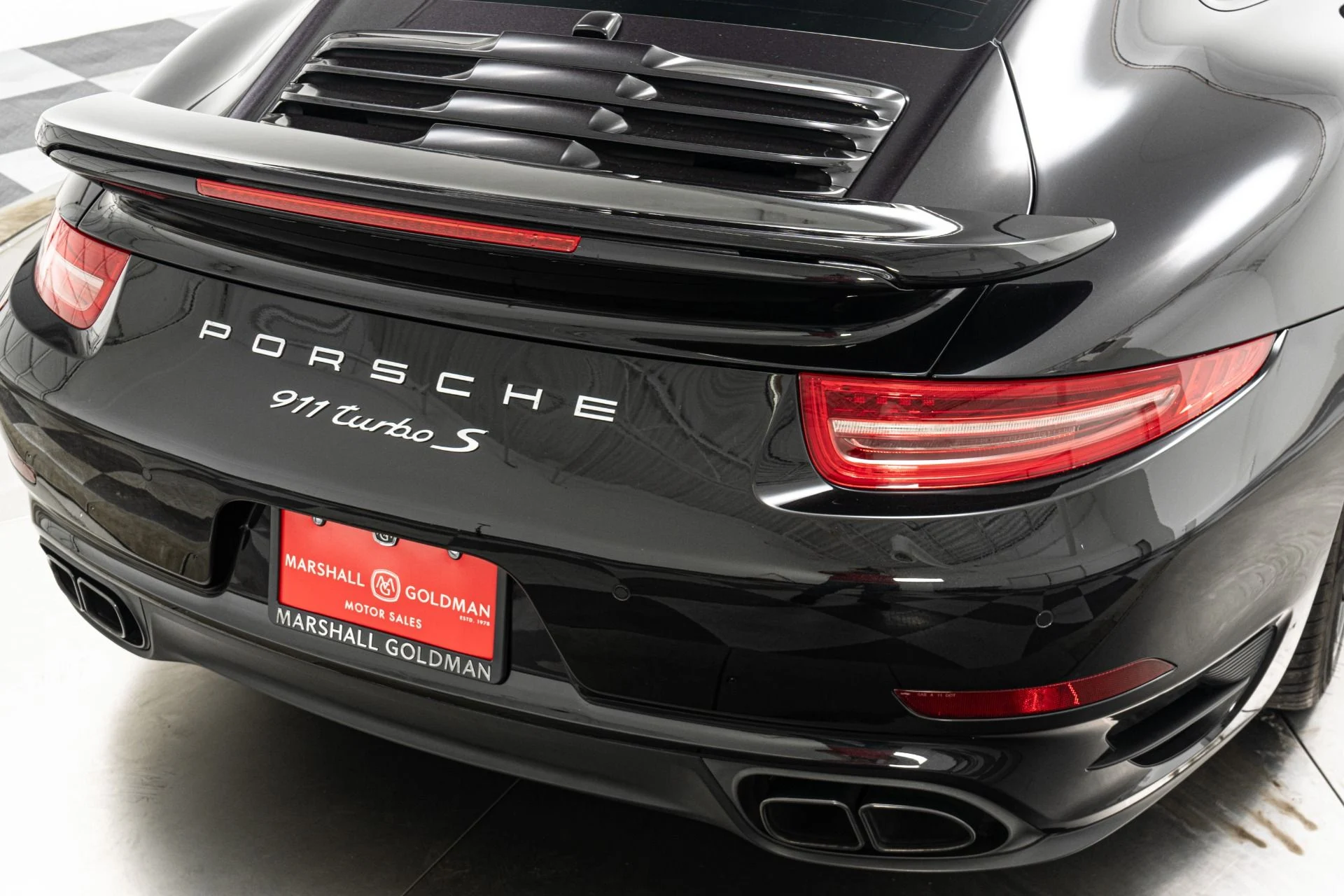 mph043_3998431371_Used_2014_Porsche_911_Turbo_S_560_Horsepower_Natural_Leather_Heated_and_Ventilated_Seats_1776370502_6118fdef22