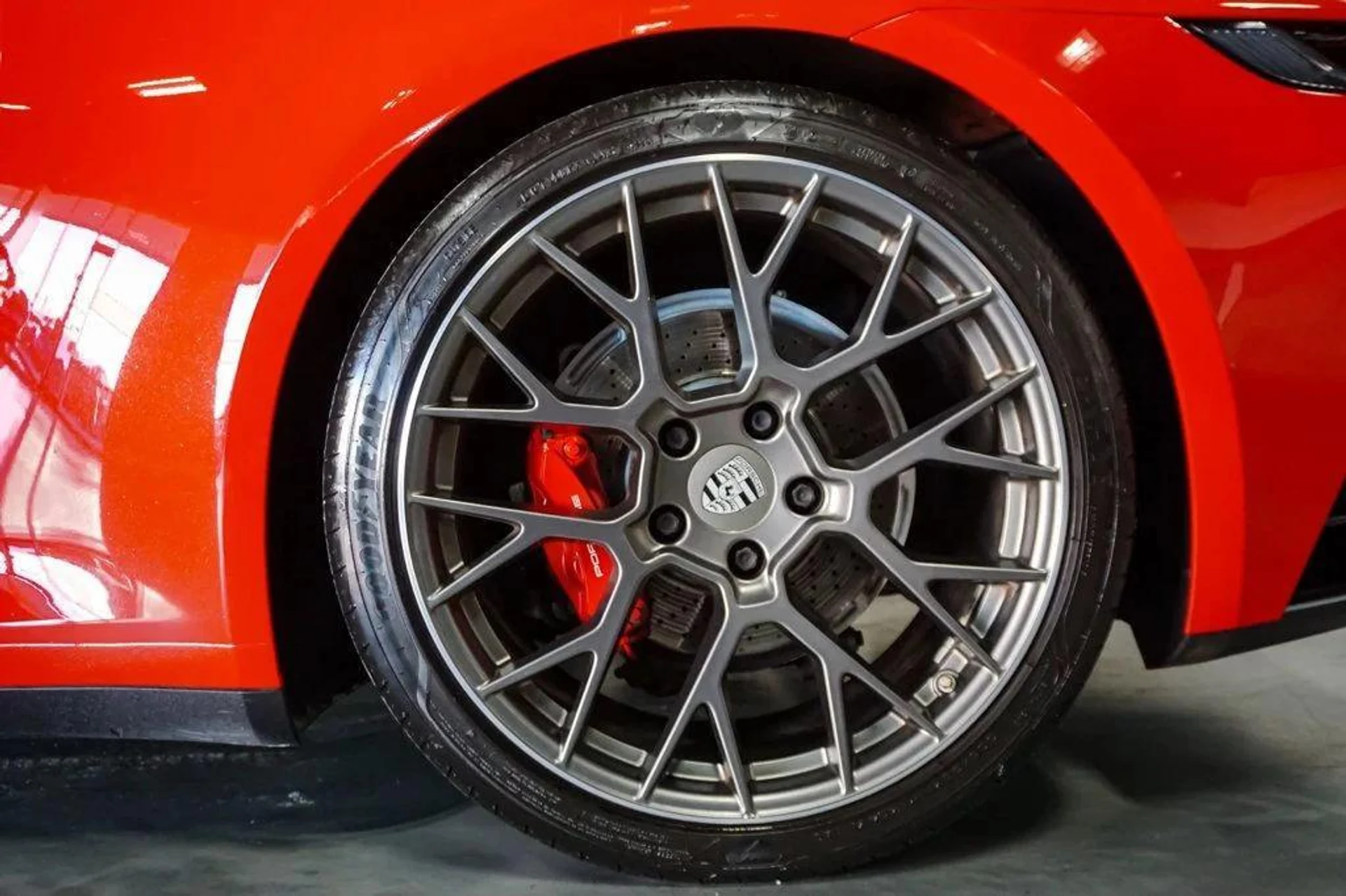 mph043_400230215_Fi_Hum_R_Mr_Eh_ZL_Dt_A_Is_W_Jp2_Rbpge_Q_62c67acd95