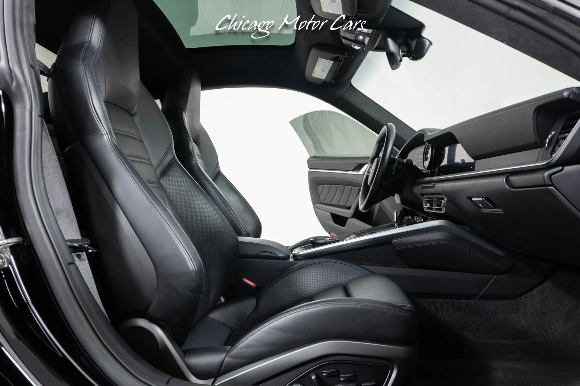 mph043_4040441038_11976_p44_l_d021103b21