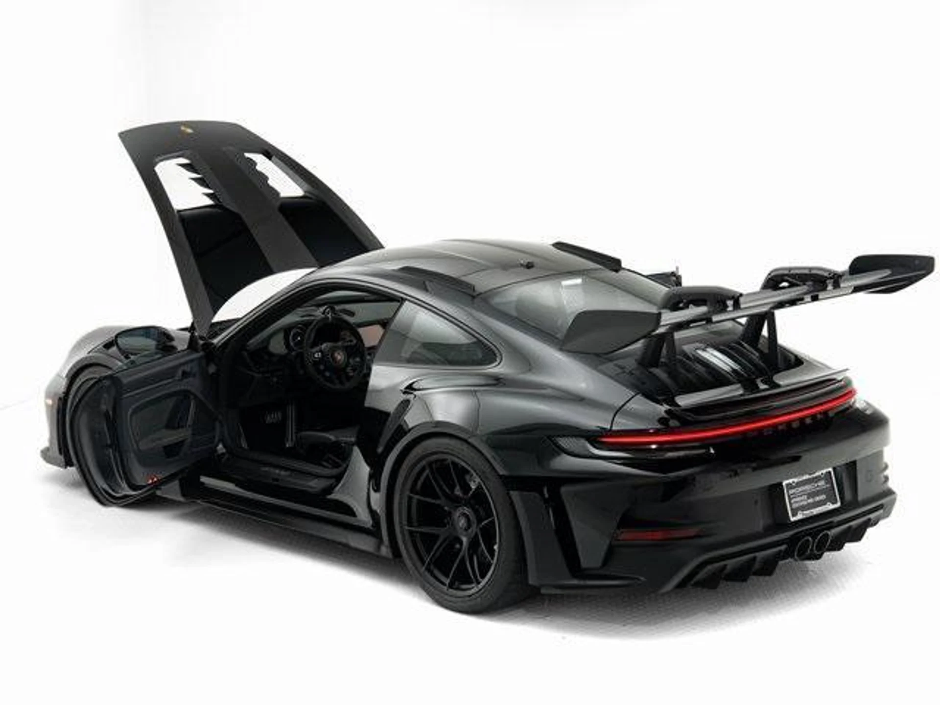 mph043_4052512700_g_N_Vx_XE_Qb_H_Yr_Y_UN_8_U_h_Psq_Kvm_Tw_166545db94