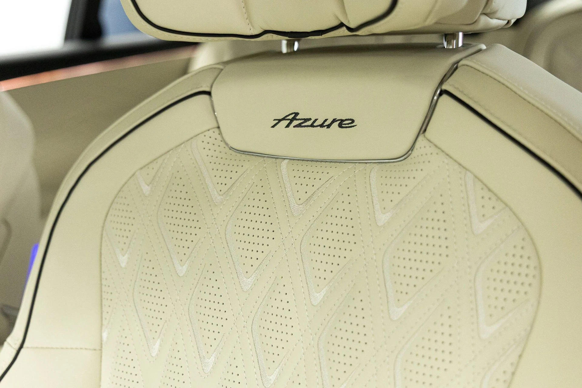 mph043_4063646916_8217ca9ec35268430994f674cb64a633x_d4a878024b