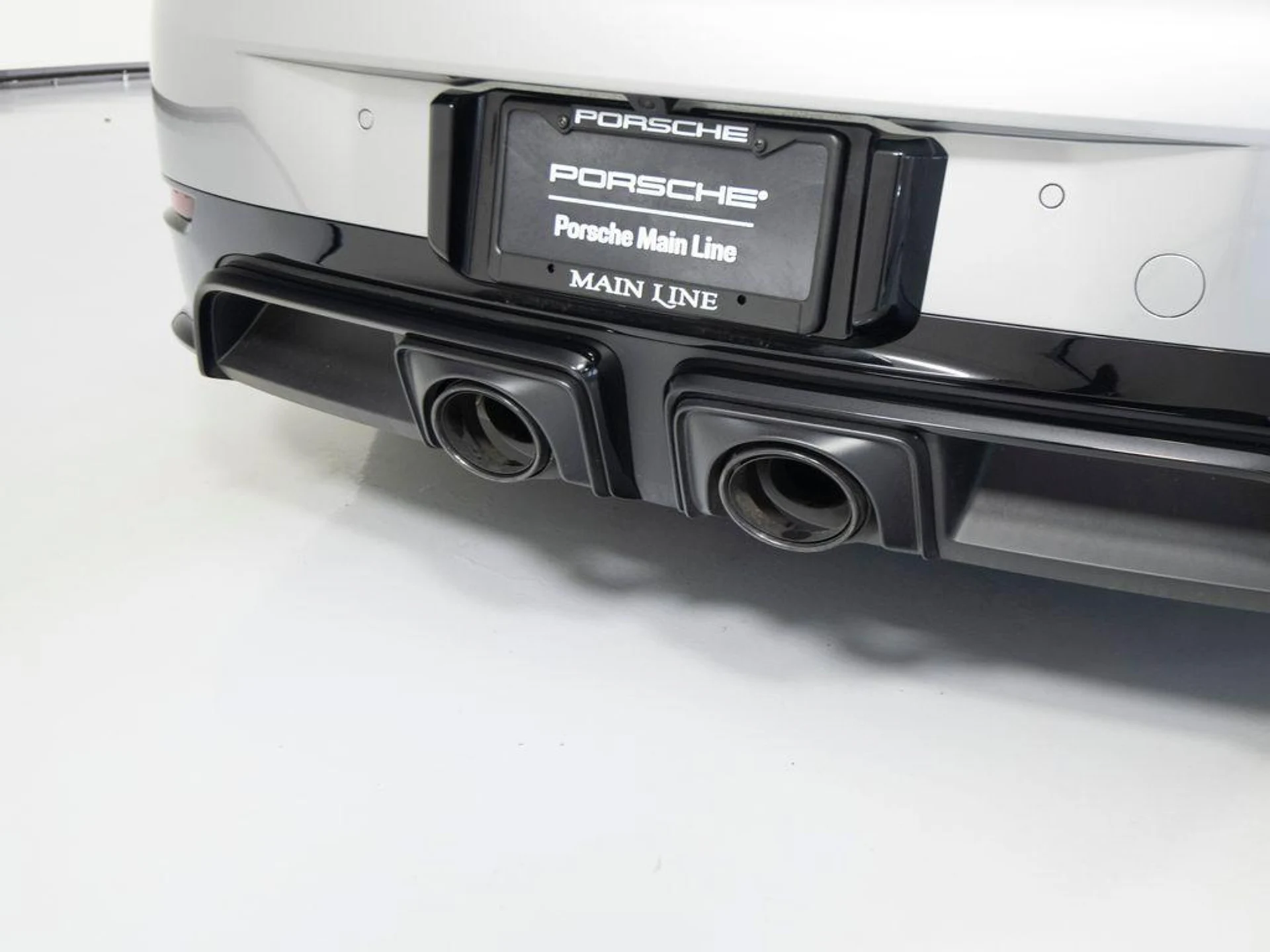 mph043_4070130084_kac_T2_8_H0svn_MH_7a2_VSOMBE_Uz_Ls_c723546e01