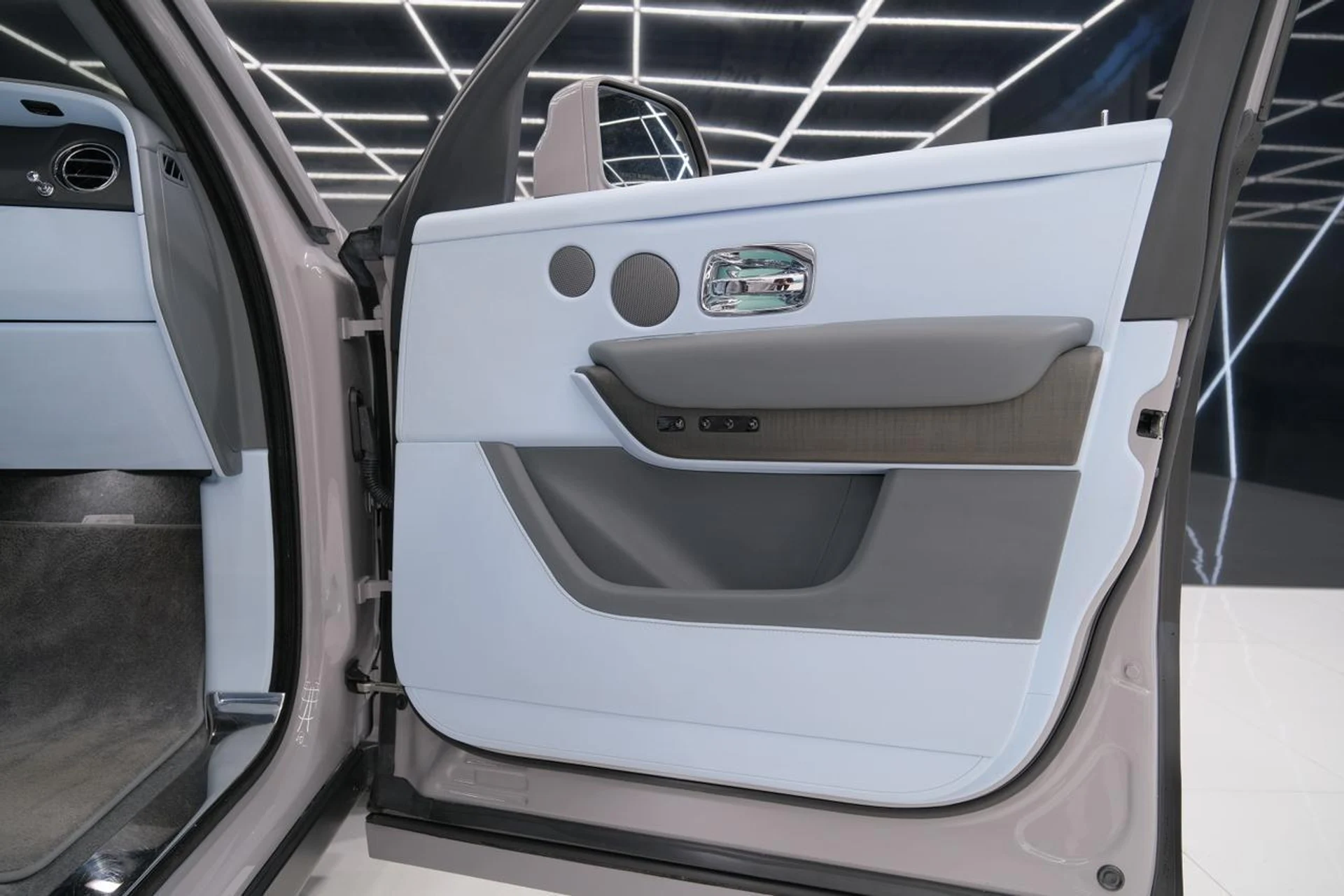 mph043_4083057531_63cc4346880a348806af2b46085145e6_e92bd99889