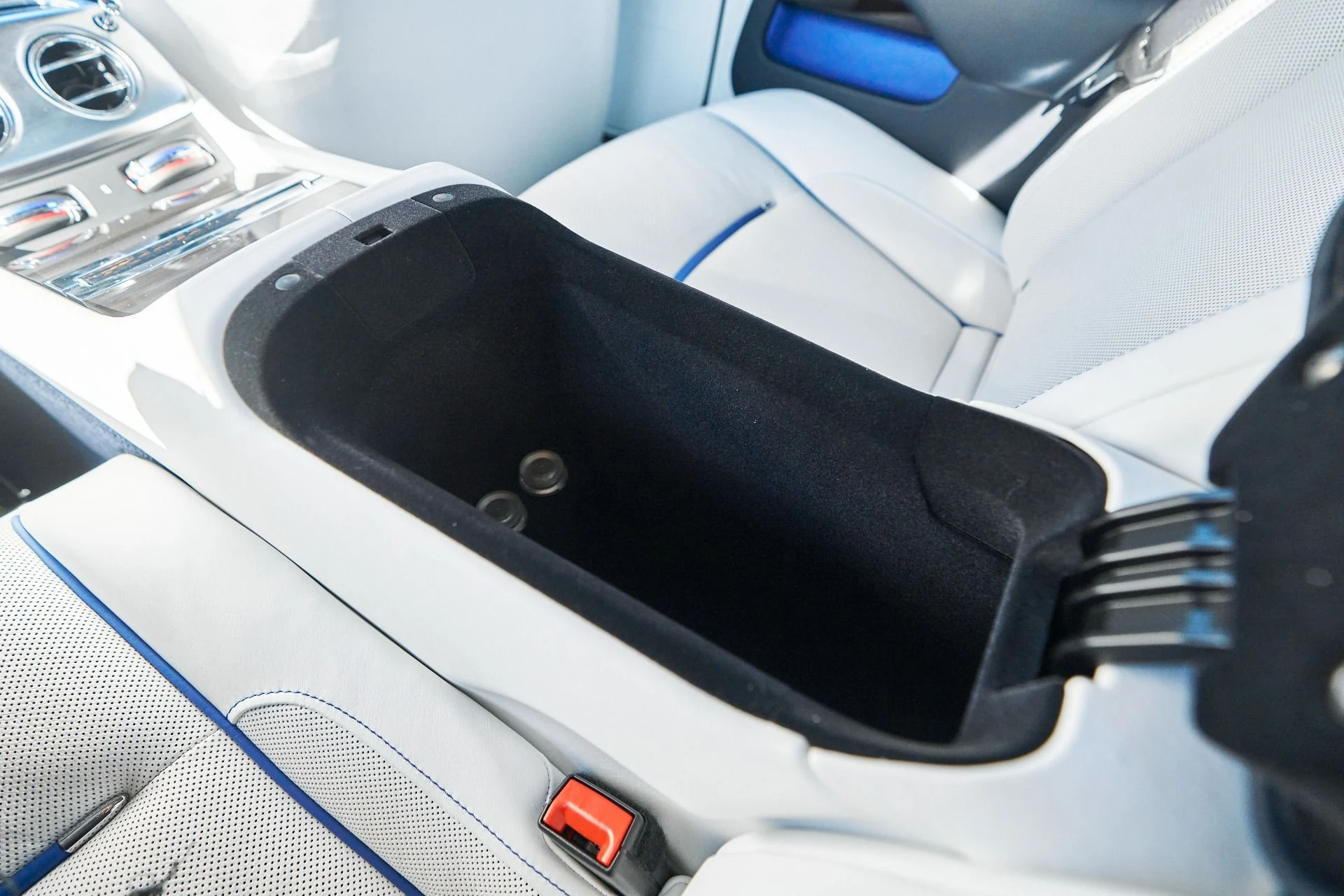 mph043_4094312641_Used_2020_Rolls_Royce_Wraith_Base_1762567767_cc4fbdd684