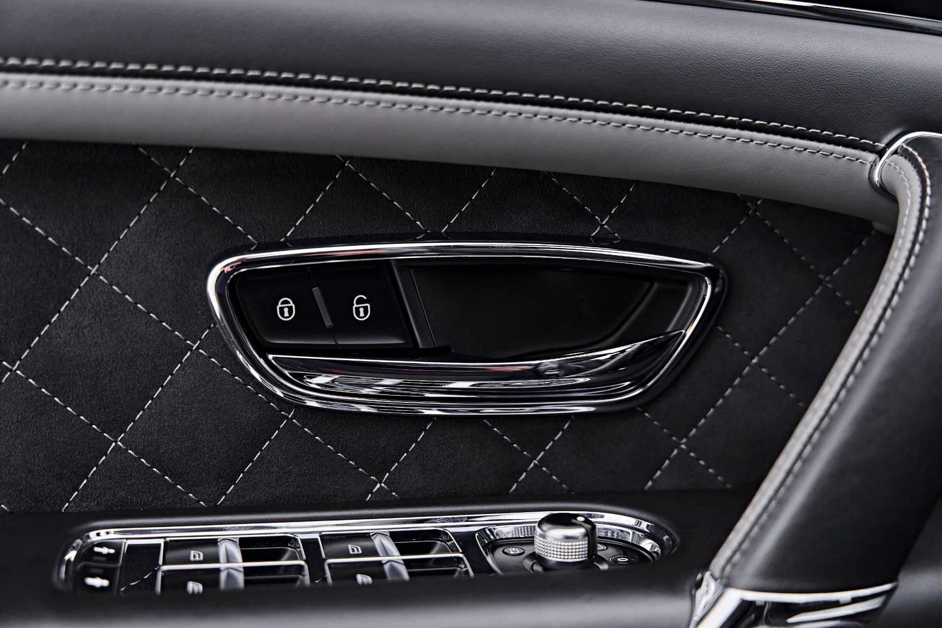 mph043_4094945433_Used_2020_Bentley_Bentayga_Speed_1791509945_7fd051d6f1