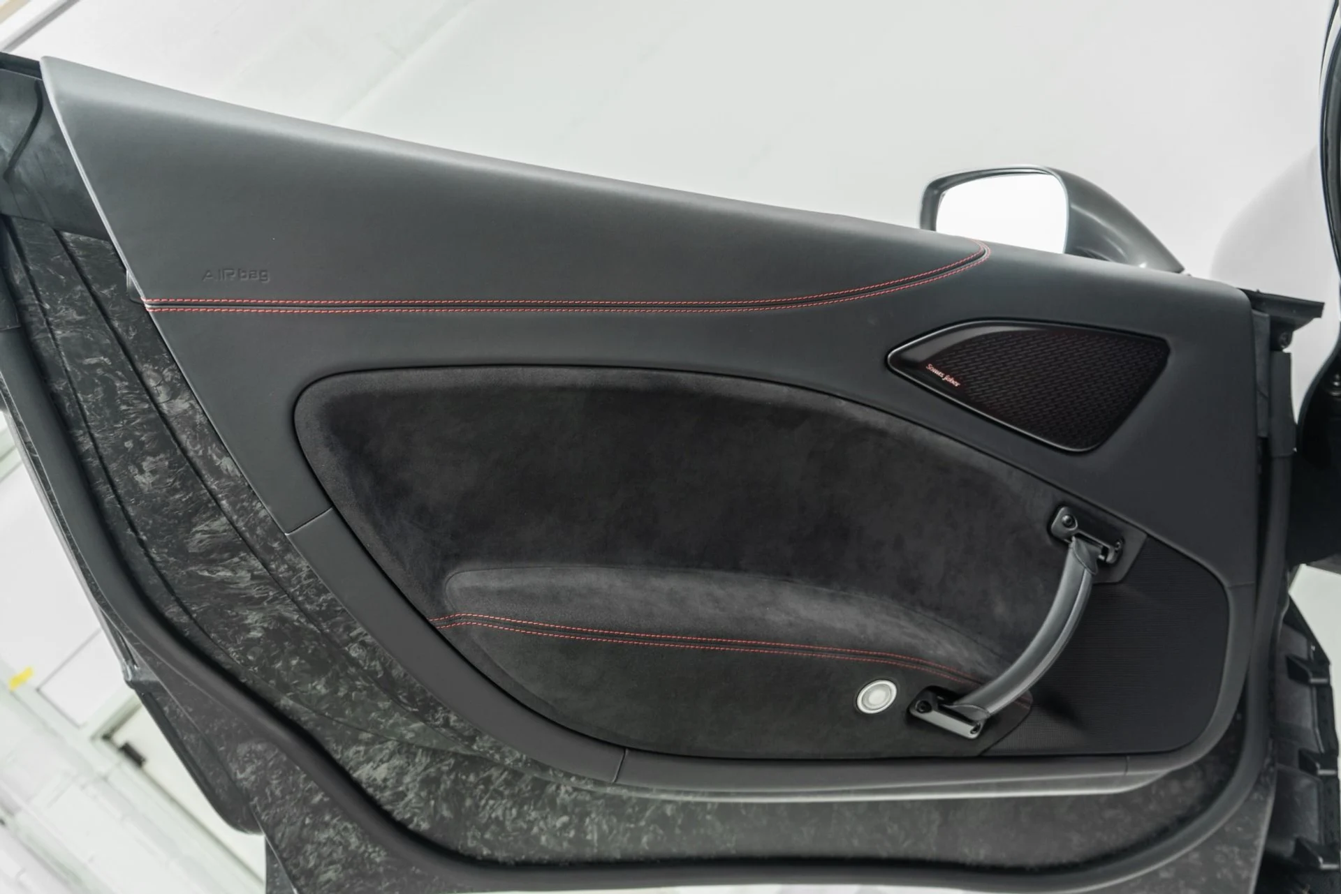 mph043_4105396840_Used_2023_Maserati_MC_20_Cielo_351_Miles_Lightweight_Racing_Seats_Interior_Carbon_Fiber_Package_1774034660_722c6f7eed