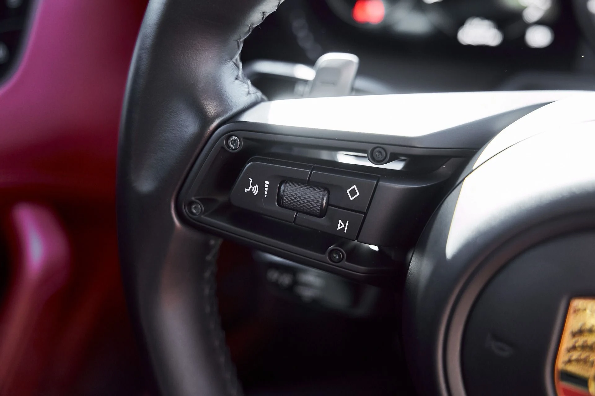 mph043_4109358640_Used_2021_Porsche_911_Turbo_S_1773694251_11d43aecb0