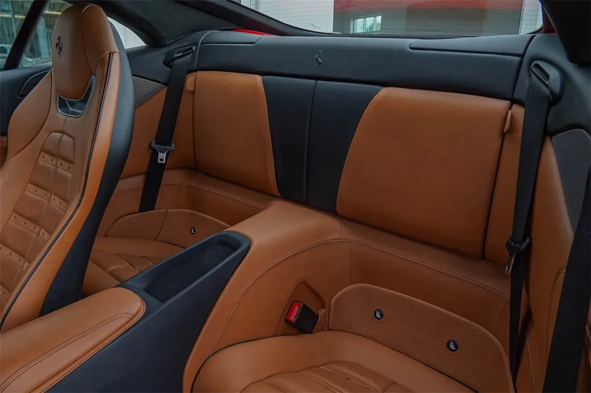 mph043_413051090_3833a3f5202f4e649af301a1d4296868_2523ba290e