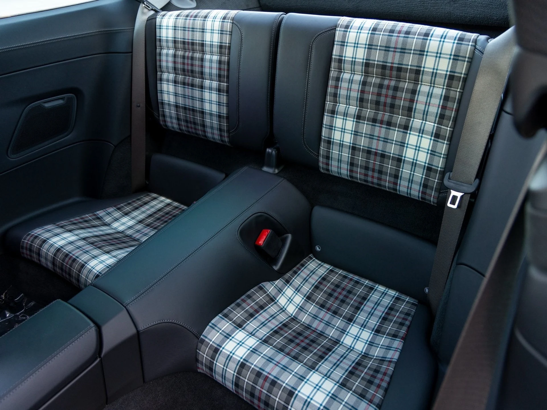 mph043_4133053307_44_eb151a1831