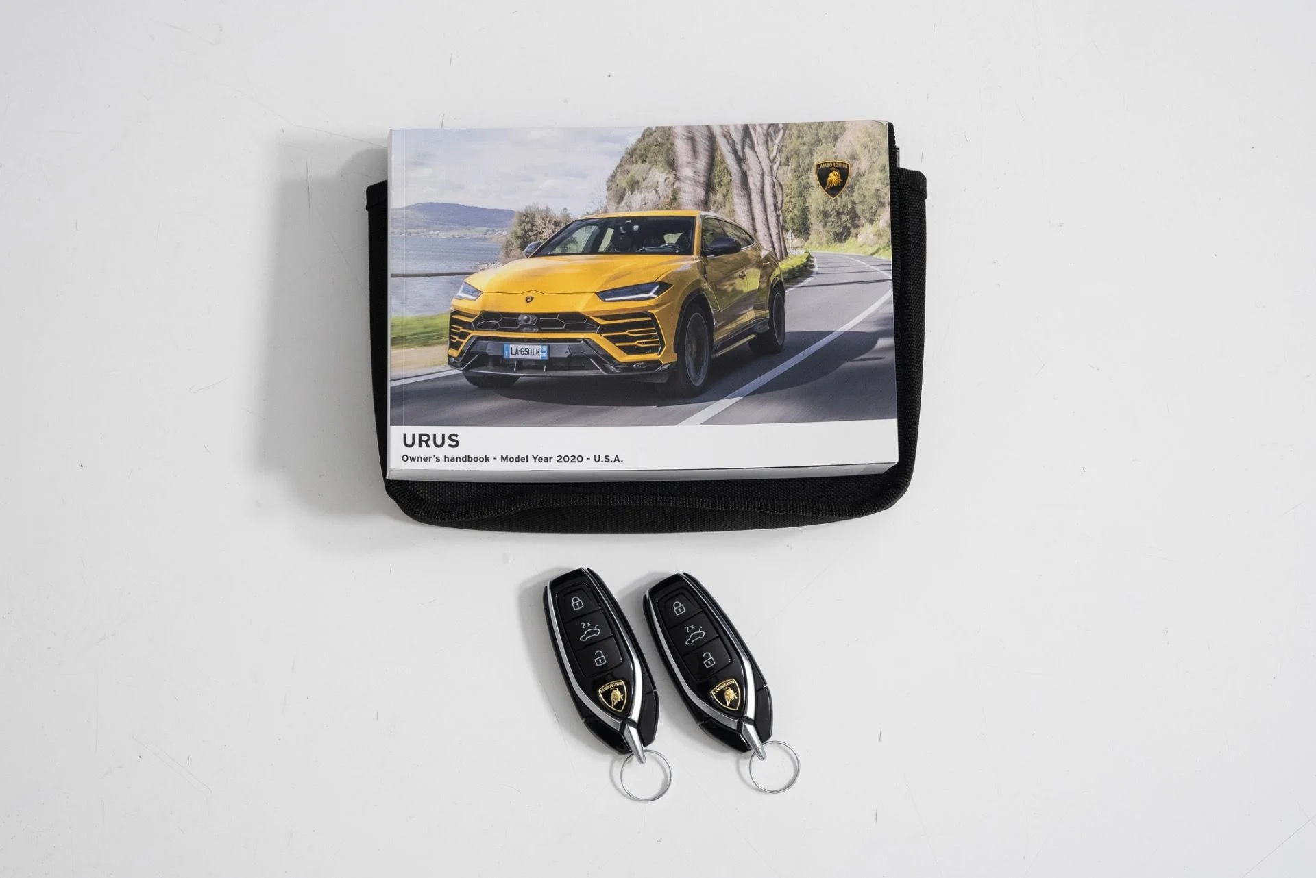 mph043_4148186554_Used_2021_Lamborghini_Urus_1780937712_692c91e648