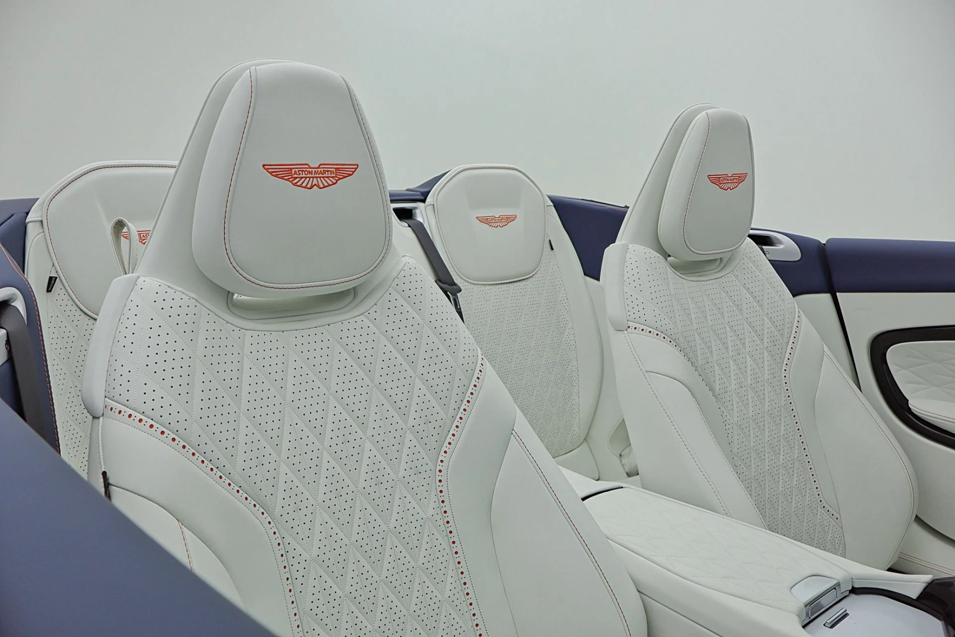 mph043_4149844130_New_2026_Aston_Martin_DB_12_Volante_23b990c996