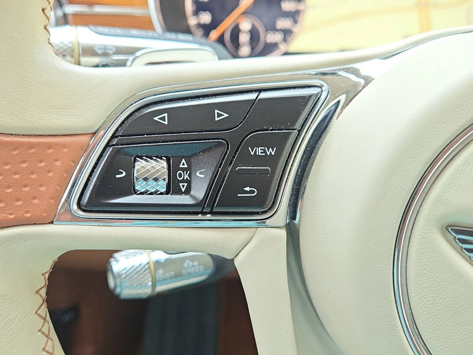 mph043_4151168303_97cbd3b3ce473525a086b2eee6114318x_9b2fa6b195