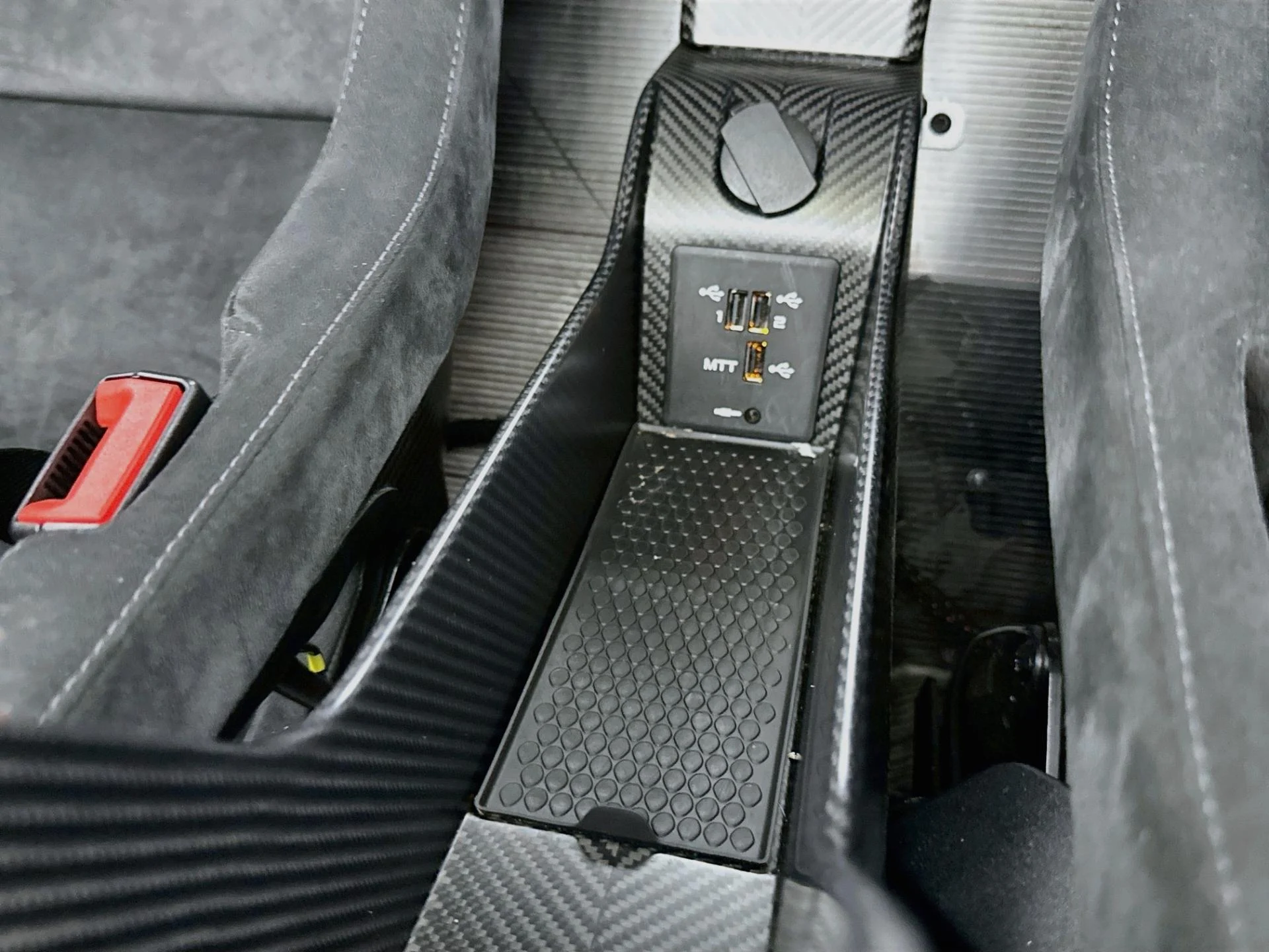 mph043_41843446_Used_2020_Mc_Laren_620_R_1787114649_738e13a730