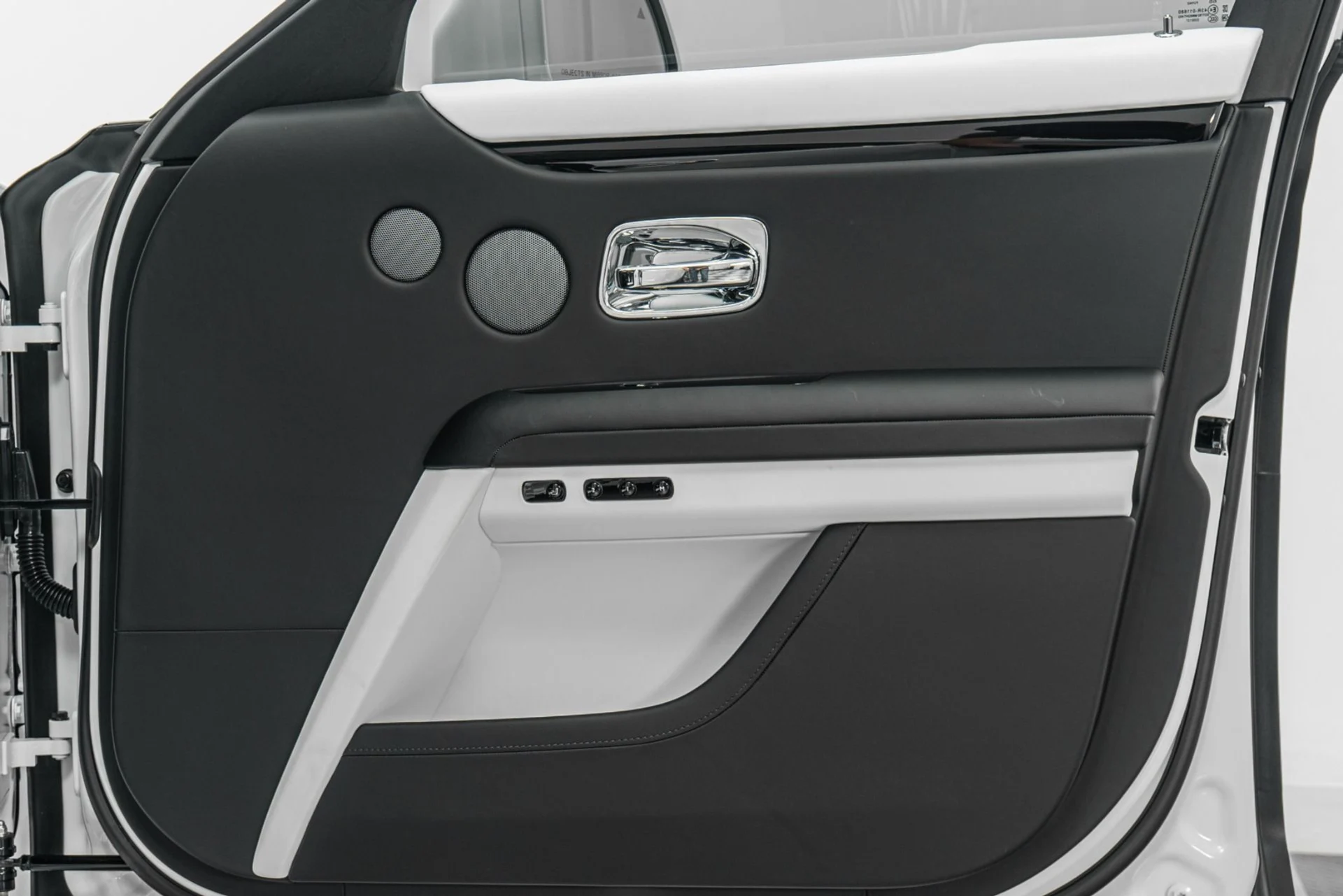 mph043_4190765496_Used_2026_Rolls_Royce_Ghost_Two_Tone_Interior_Low_Miles_1781640354_6d885dcd3c