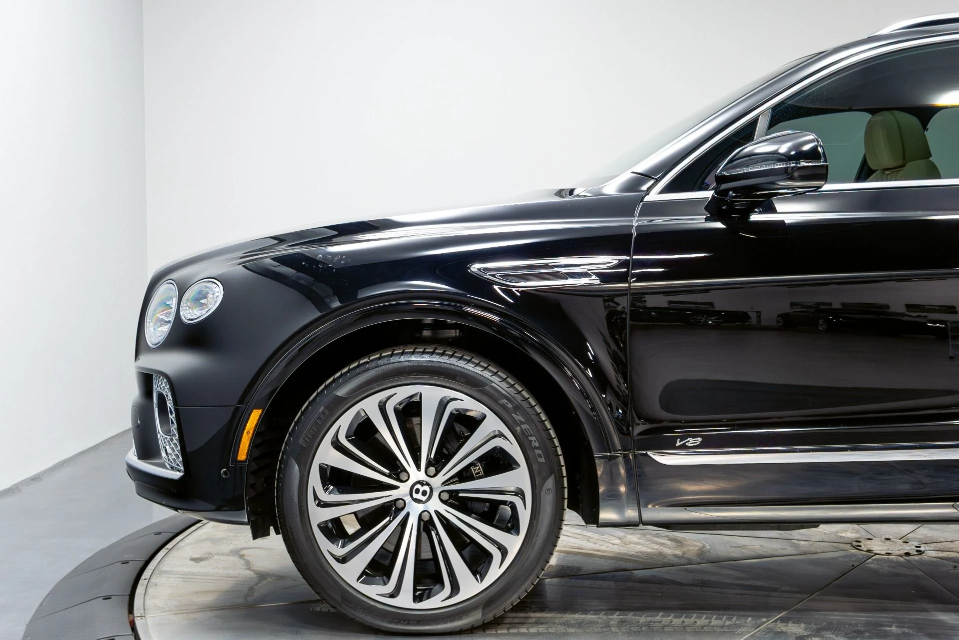 mph043_4201298453_Used_2021_Bentley_Bentayga_V8_First_Edition_1776782316_b07cf0bc64
