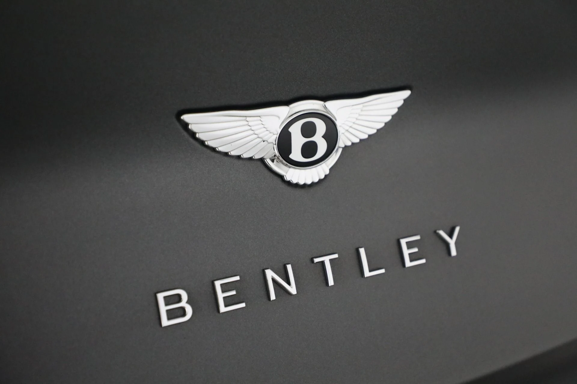 mph043_4229787925_Used_2023_Bentley_Bentayga_S_V8_51e94e8edb