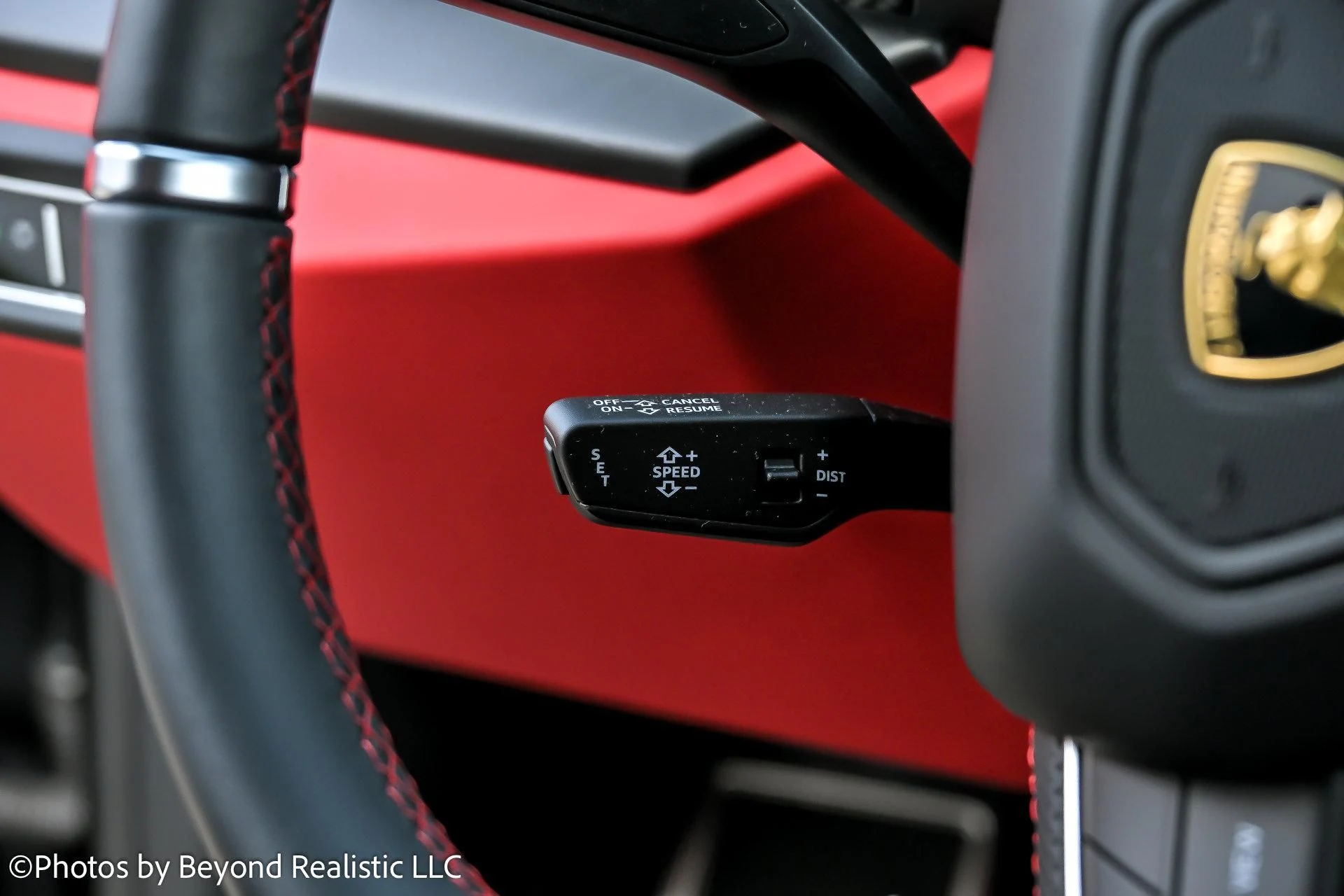 mph043_4230456961_Used_2022_Lamborghini_Urus_1753948951_53fd08db7b