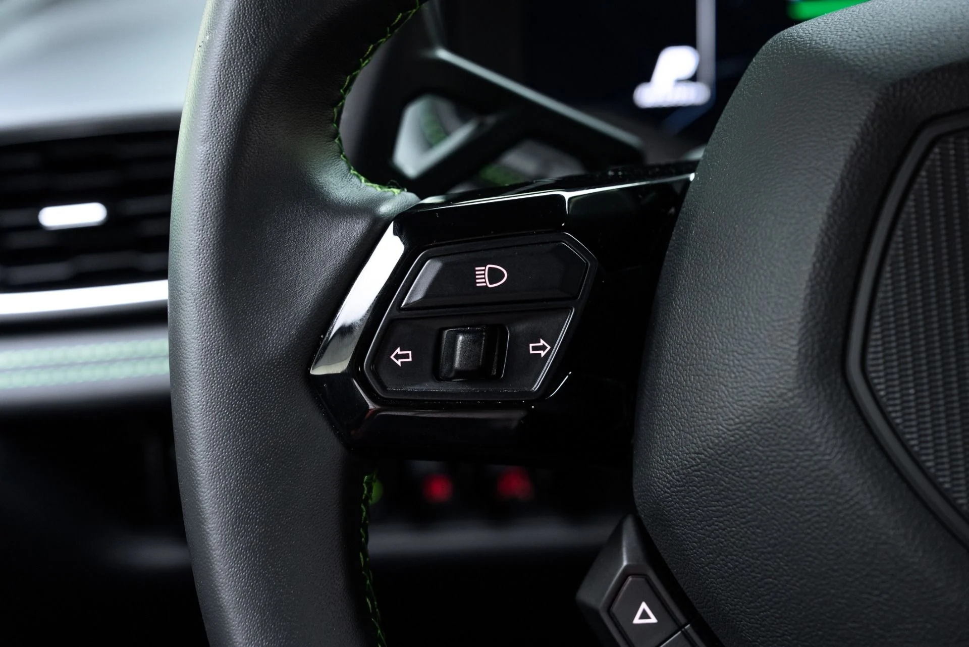 mph043_4232818330_Used_2023_Lamborghini_Huracan_Tecnica_1775770975_ff24ffc1b5