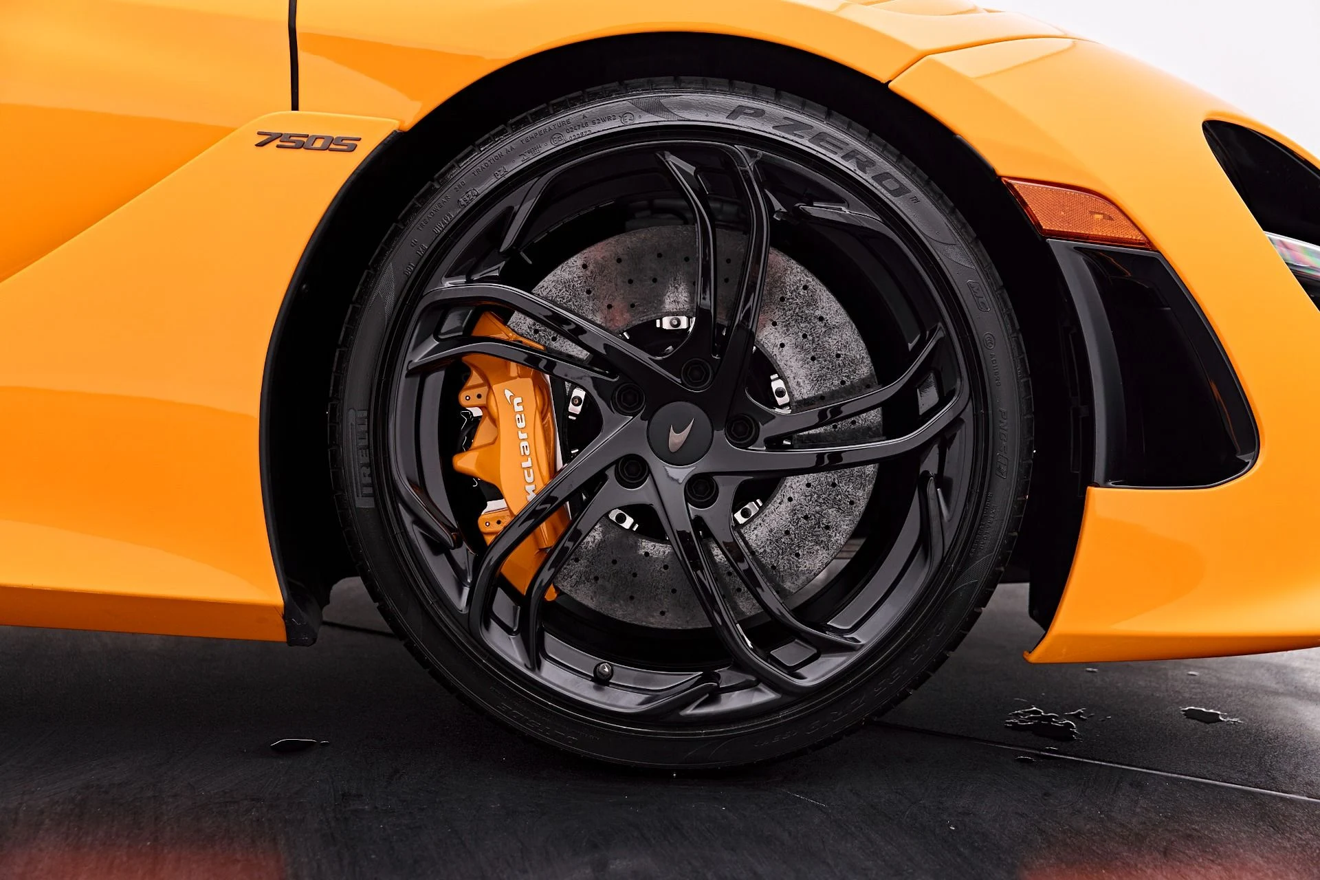 mph043_4242987765_Used_2025_Mc_Laren_750_S_1786993794_f3e2633292