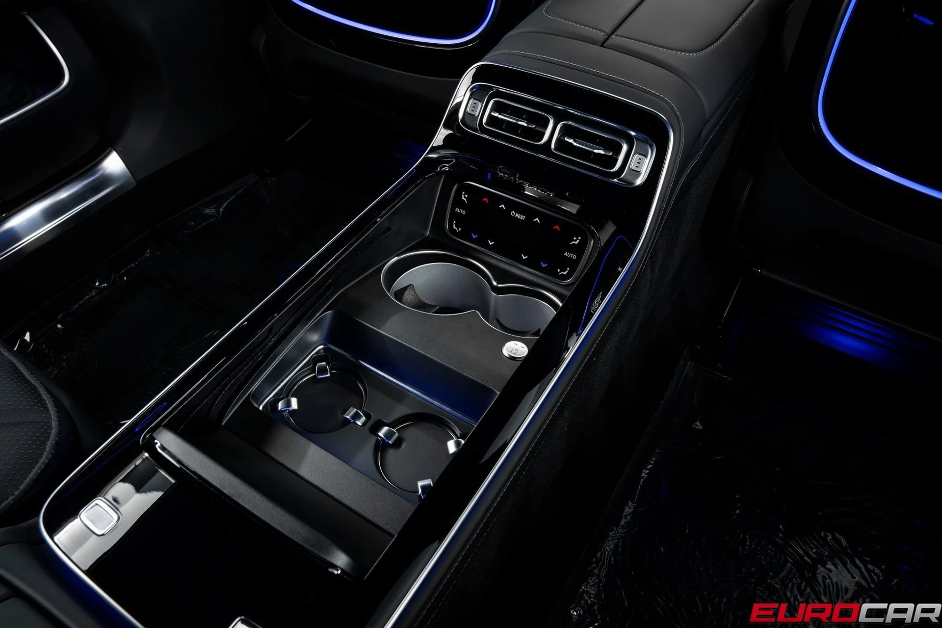 mph043_4245324678_image_44_21b02689ab