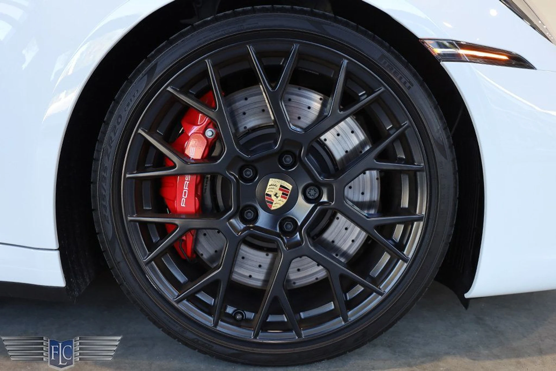 mph043_424884600_used_2024_porsche_911_carreragtsmanualcoupe_9689_22738585_44_1024_d6ad2f51eb