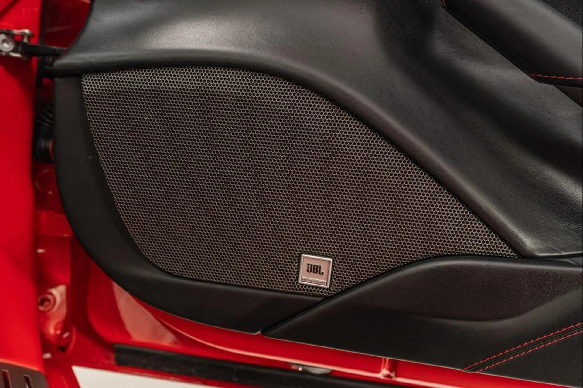 mph043_4254402564_e4_CN_Jp_Vydo_Vn68b6g6_Refdg_Axw_06381b82a2