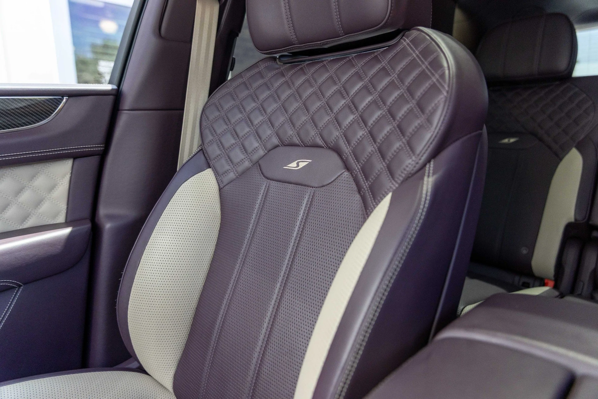 mph043_4270409192_Hi_Tech_Luxury_Imports_LLC_SJAAT_2_ZV_4_PC_018520_image_43_a060b5ac2a