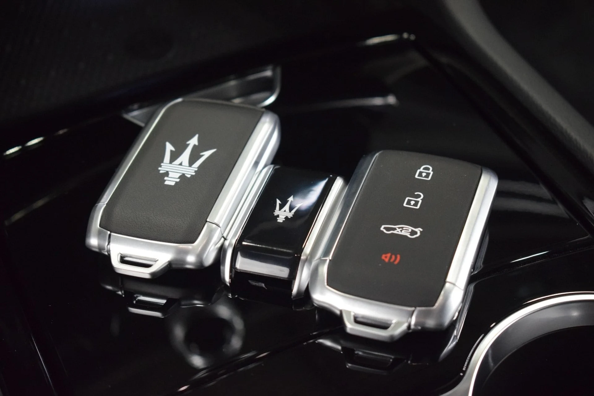 mph043_4274657529_94134413e529283cffc3d2d6bd49862ax_e2230c5962