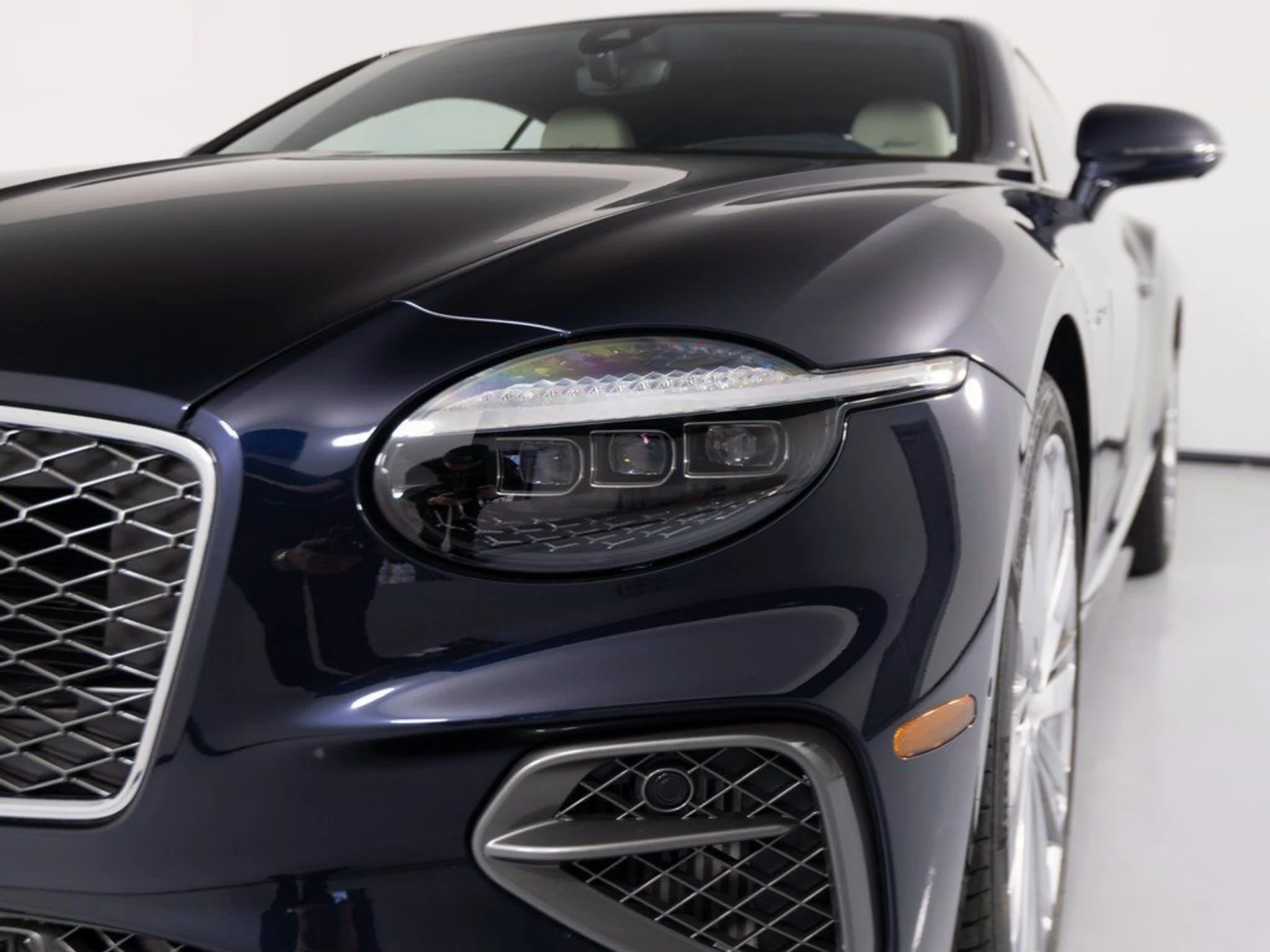 mph043_4277282888_e3f2ccb14934d9ec2ba900f177186135x_1069ec54bf