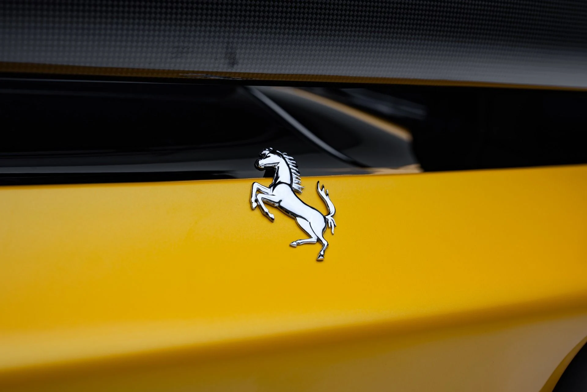 mph043_4279254115_Used_2023_Ferrari_SF_90_Spider_1773351292_5630245594