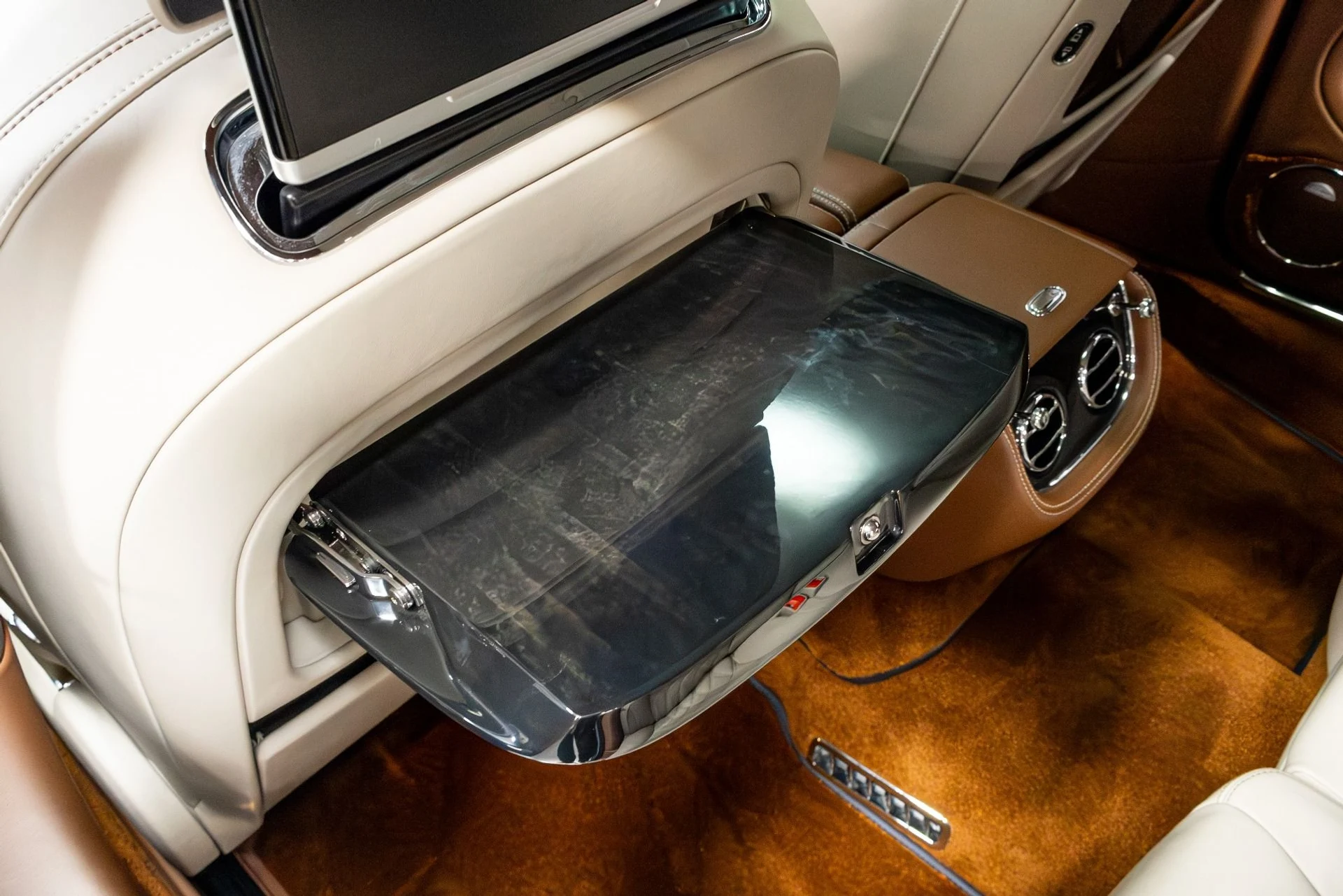 mph043_4283393542_Used_2017_Bentley_Mulsanne_Speed_1775685979_bf3bf9face