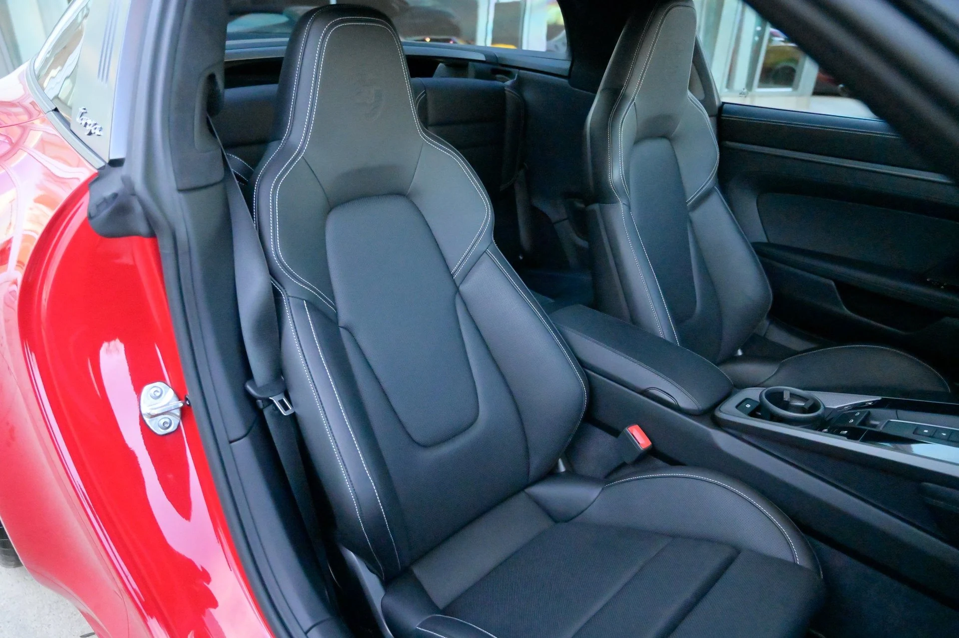 mph043_42888954_7480eeb4091f477081de01f183ac3271_327c8ba1dc