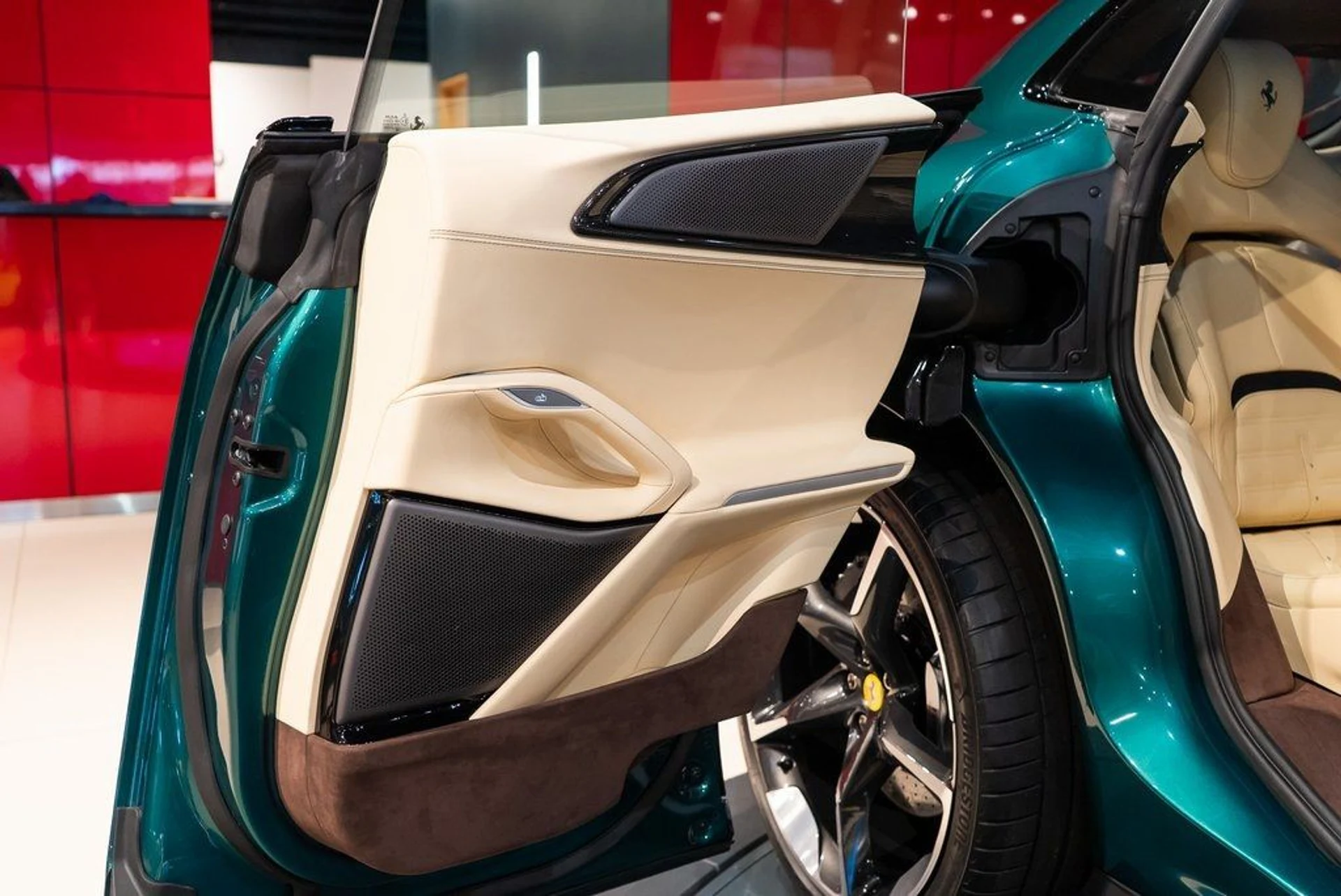 mph043_4291311648_d8fd30bd77beb93f713314872a51c6cd_241c0e9741