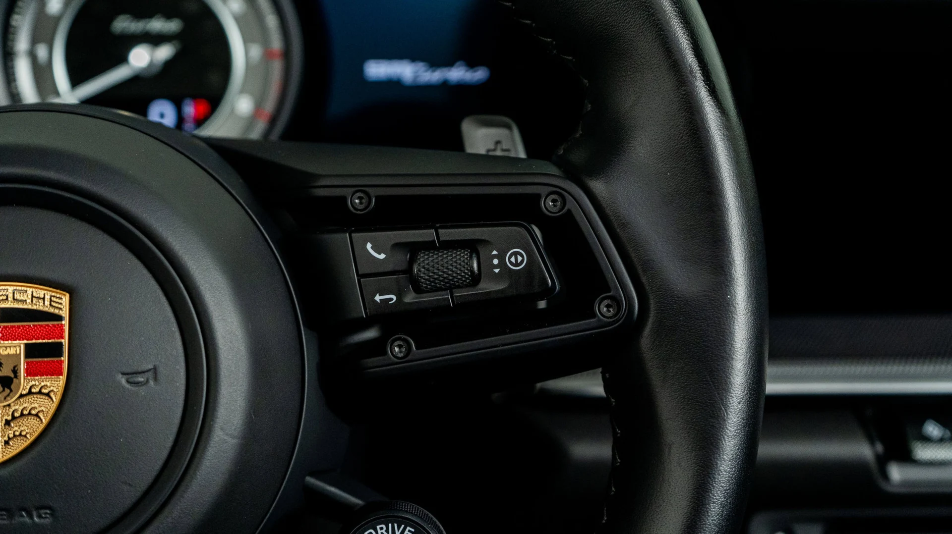 mph043_440504910_content_homenetiol_com_2001243_2130496_0x0_9feb1092ad4c455caa14f37dfd9d261b_91a8345734