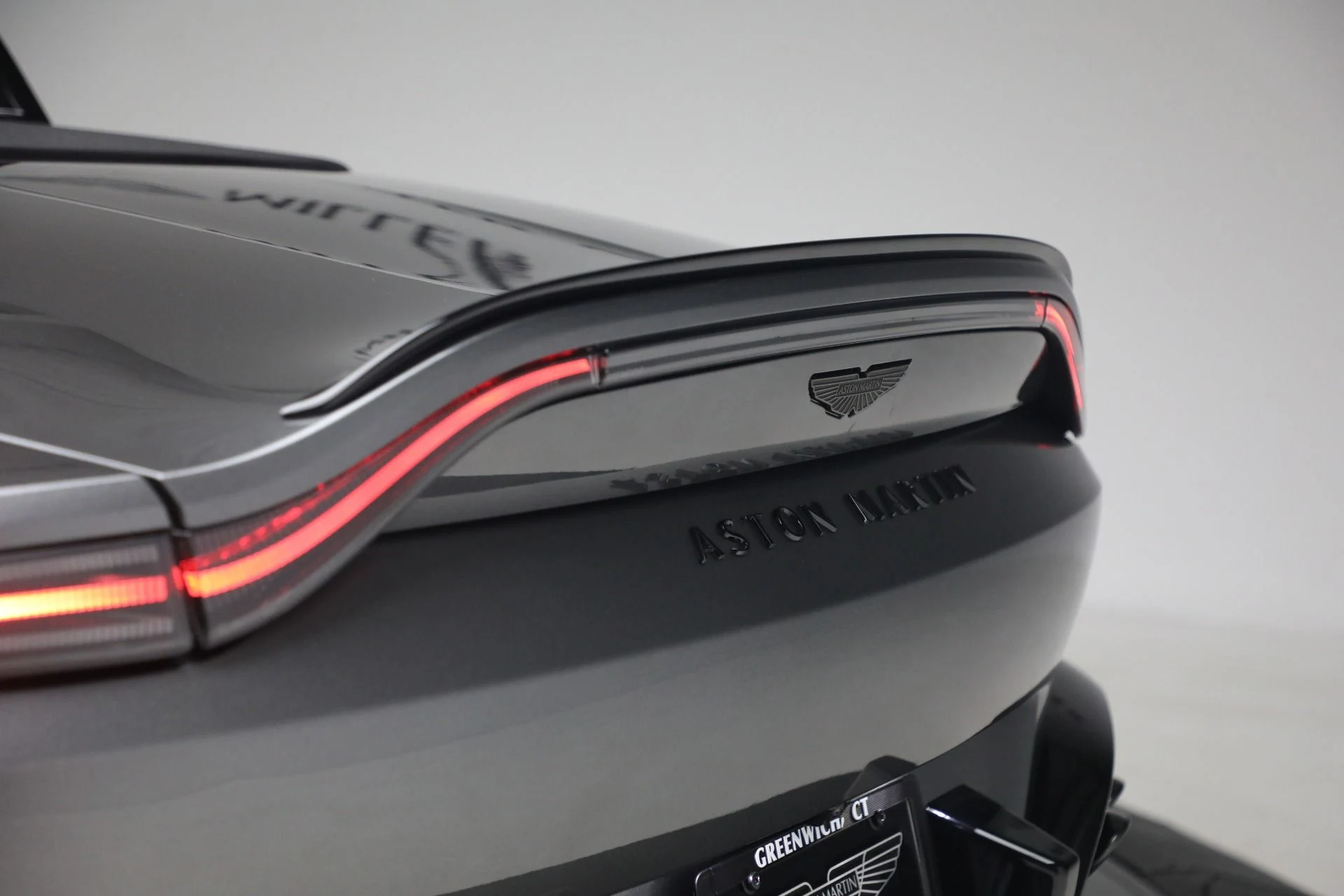 mph043_442538149_New_2026_Aston_Martin_Vantage_S_Roadster_1787407546_9f8e7848ff